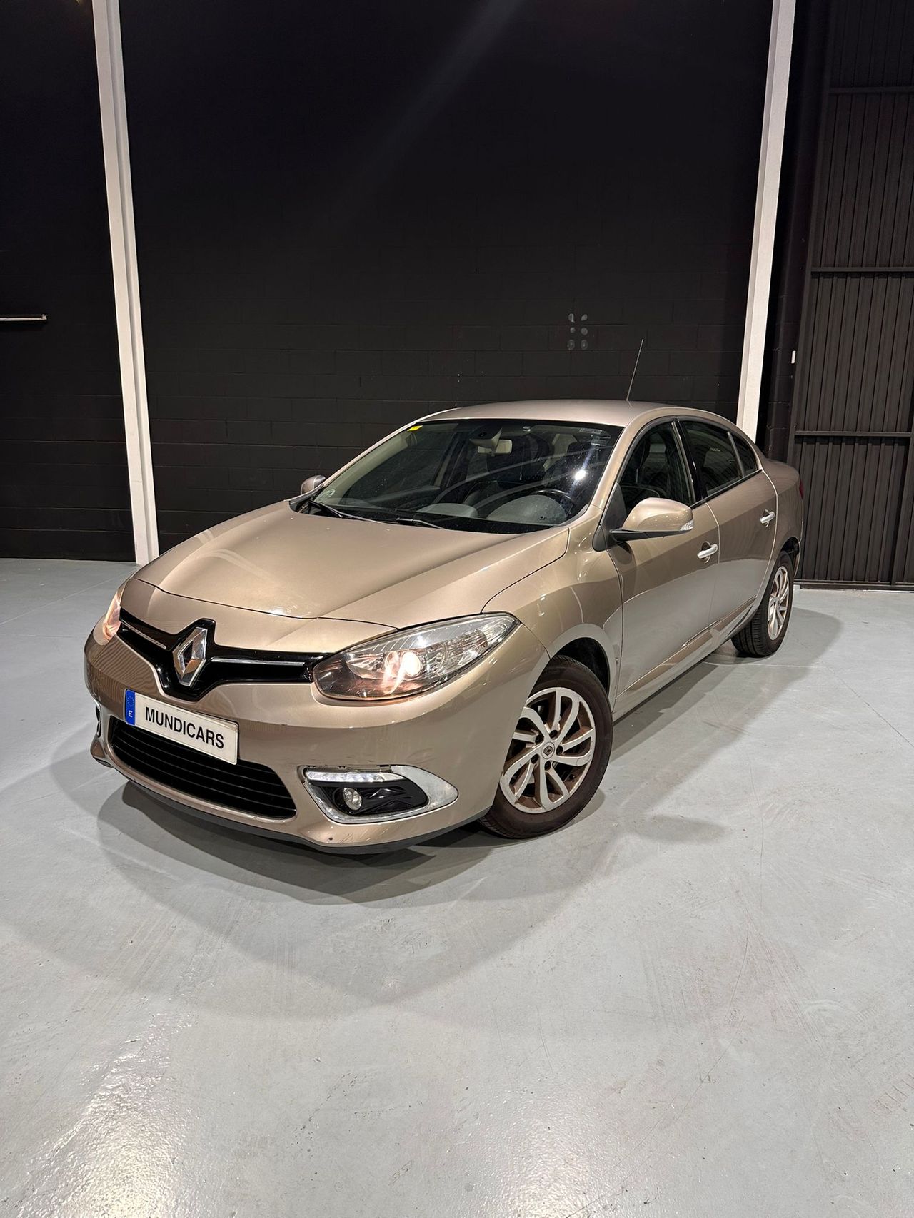 Renault Fluence Limited dCi 110 - Foto 8
