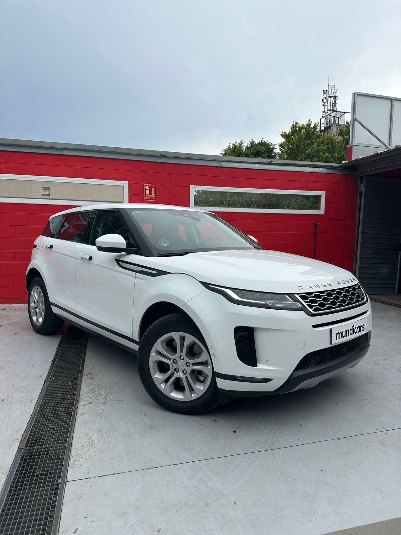 Land-Rover Range Rover Evoque 2.0 D150 S FWD - Foto 3