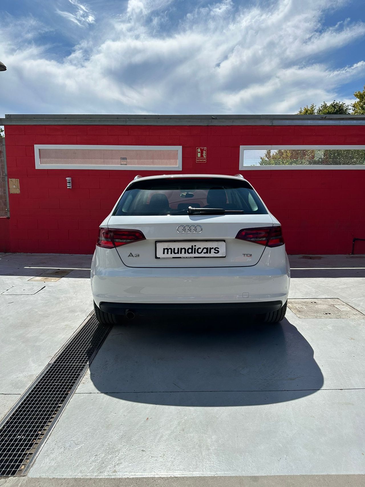 Audi A3 1.6 TDI 105cv S tronic Attraction - Foto 9