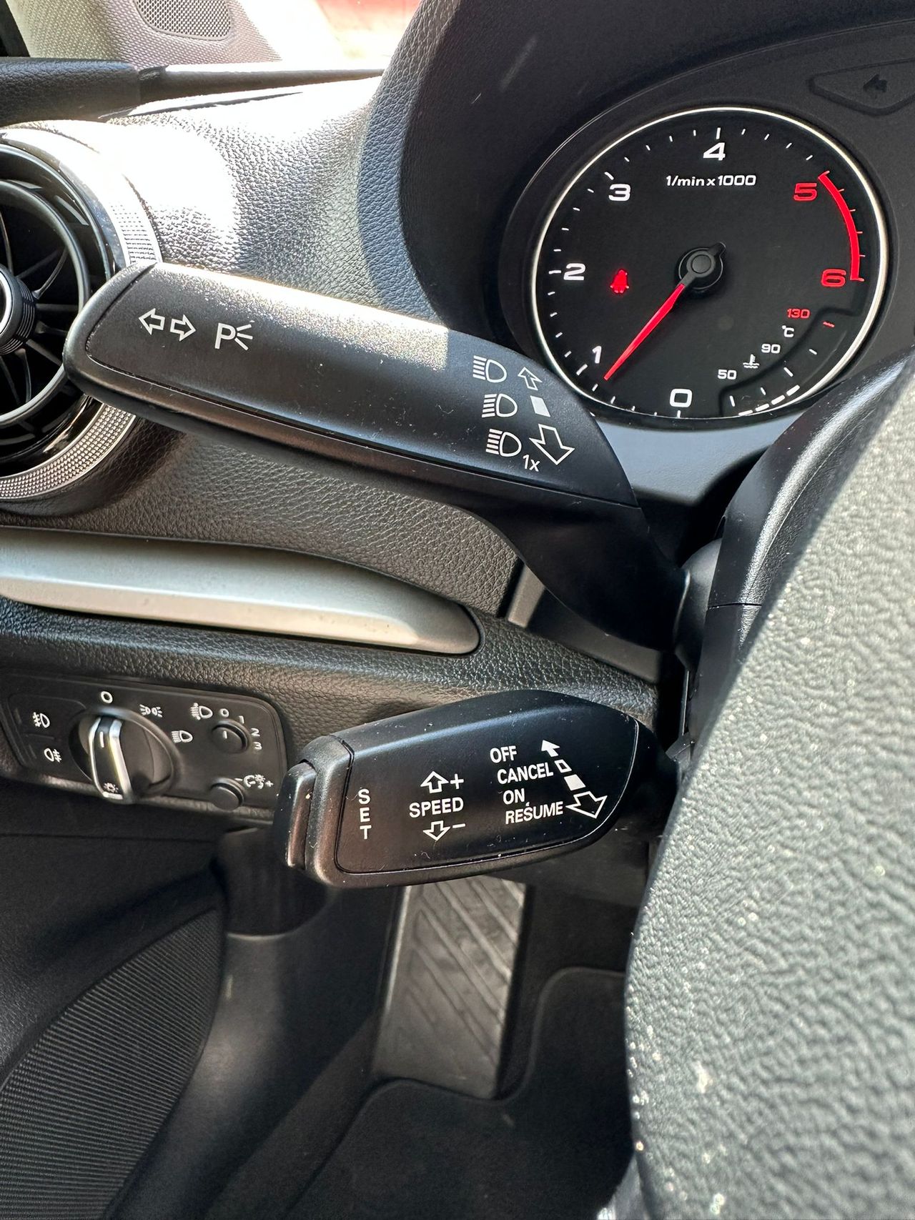 Audi A3 1.6 TDI 105cv S tronic Attraction - Foto 15