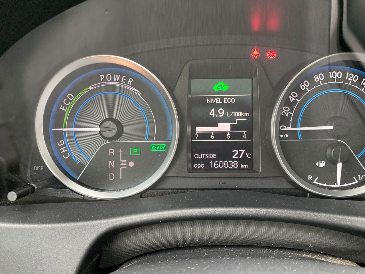 Toyota Auris Hybrid Advance Touring Sports - Foto 12