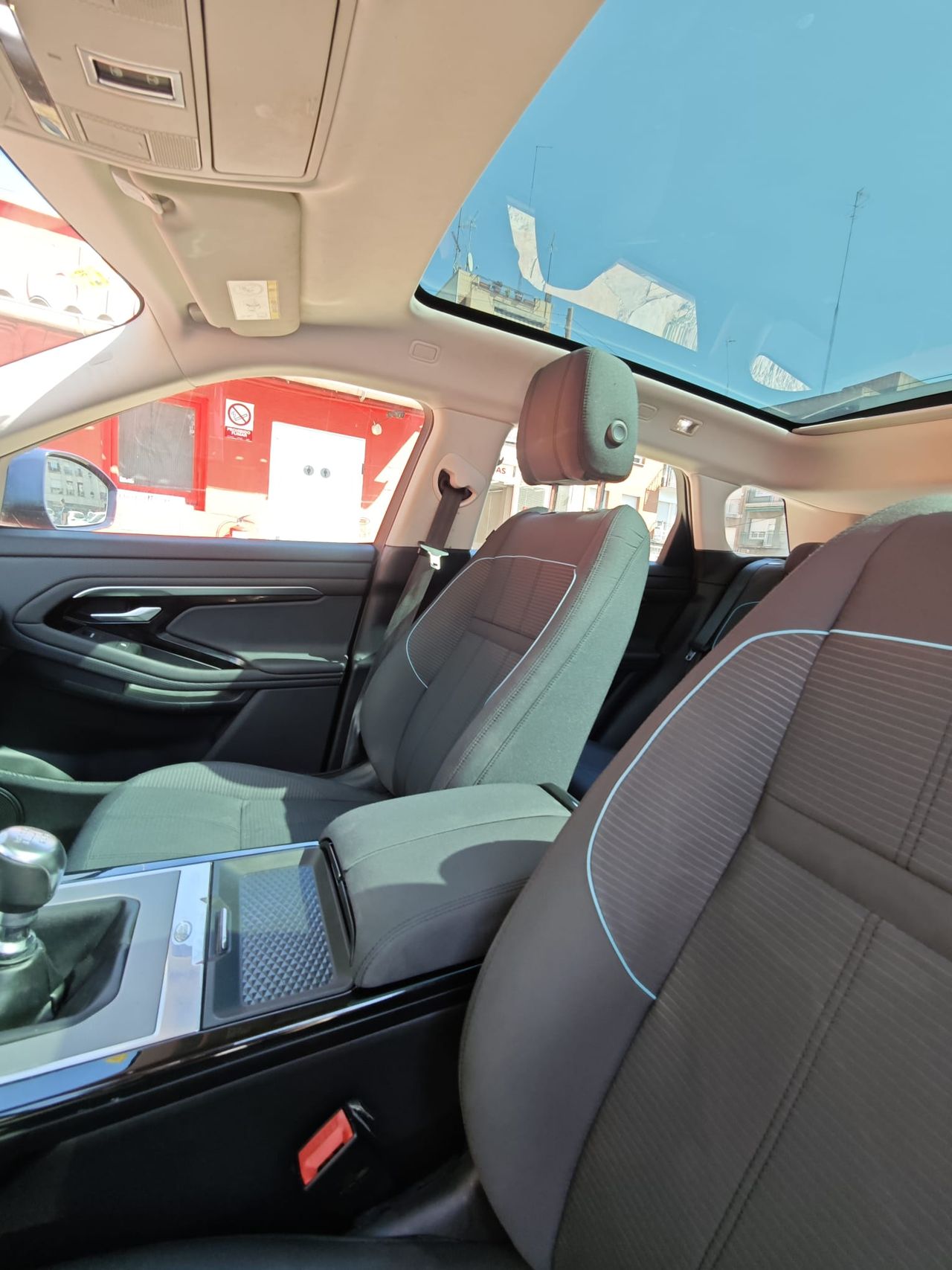 Land-Rover Range Rover Evoque 2.0 D150 FWD - Foto 20