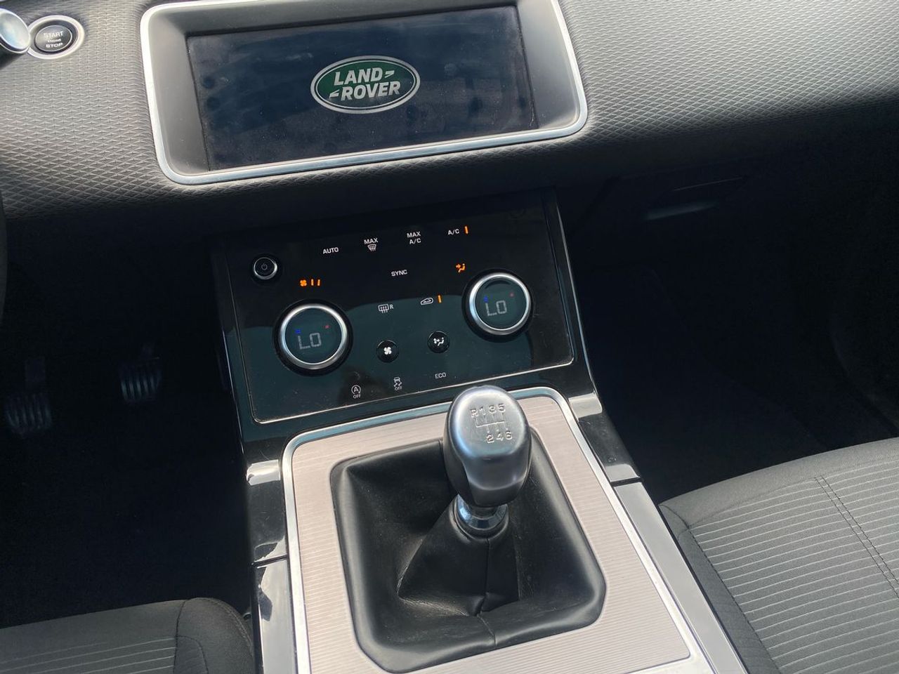 Land-Rover Range Rover Evoque 2.0 D150 FWD - Foto 14