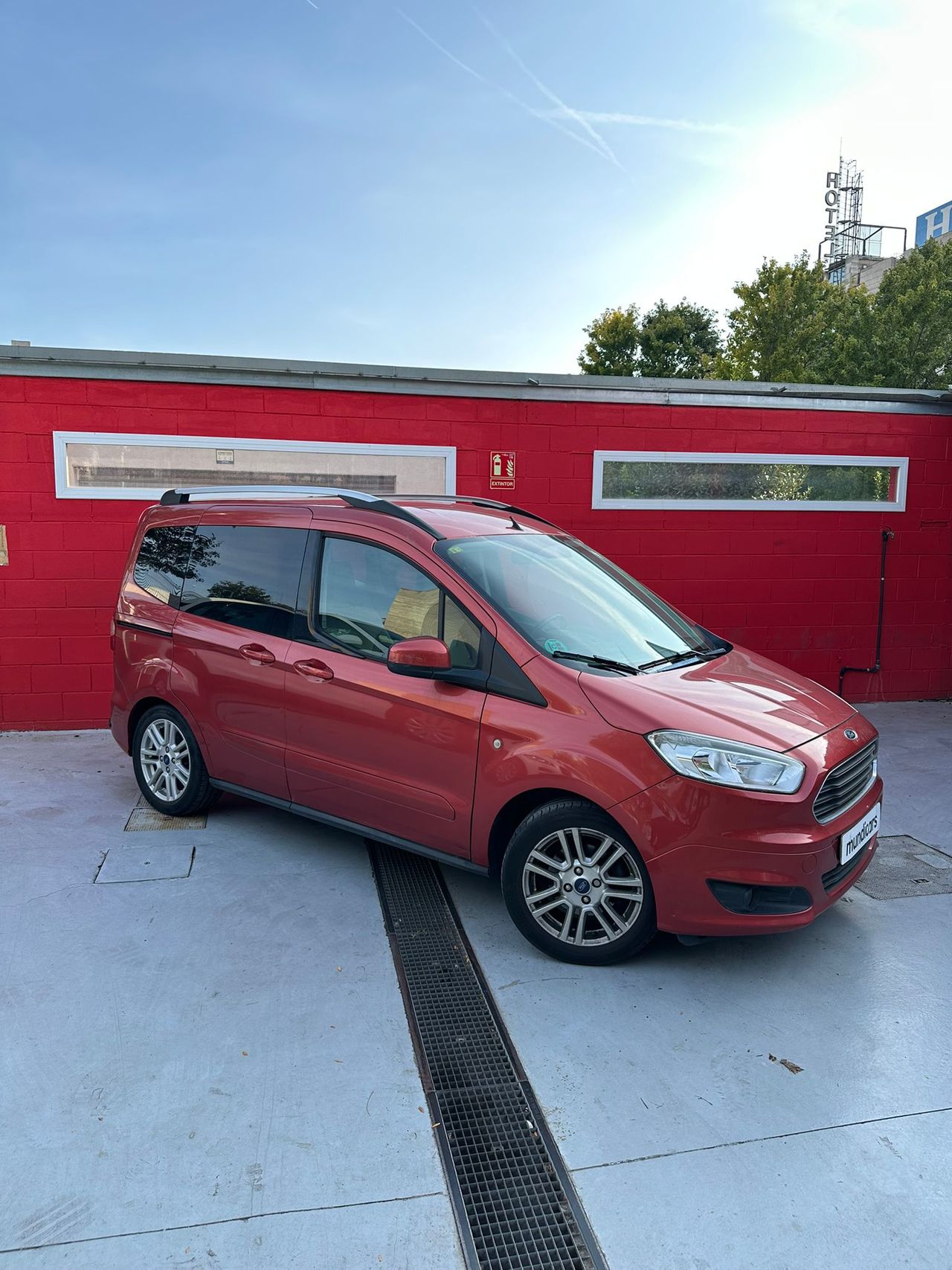 Ford Tourneo Courier 1.0 EcoBoost 100cv Titanium - Foto 3