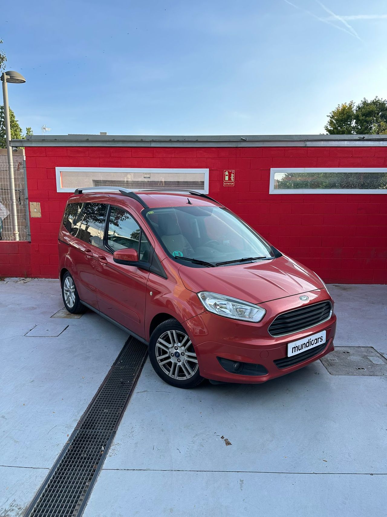 Ford Tourneo Courier 1.0 EcoBoost 100cv Titanium - Foto 5