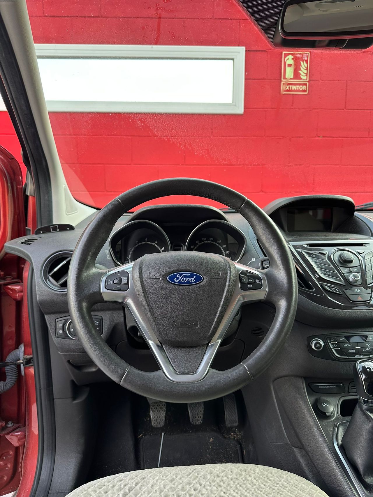 Ford Tourneo Courier 1.0 EcoBoost 100cv Titanium - Foto 15