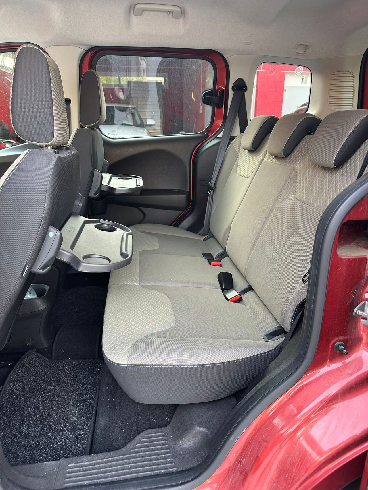 Ford Tourneo Courier 1.0 EcoBoost 100cv Titanium - Foto 11