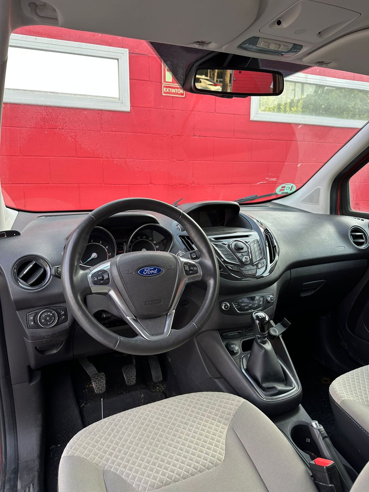 Ford Tourneo Courier 1.0 EcoBoost 100cv Titanium - Foto 12