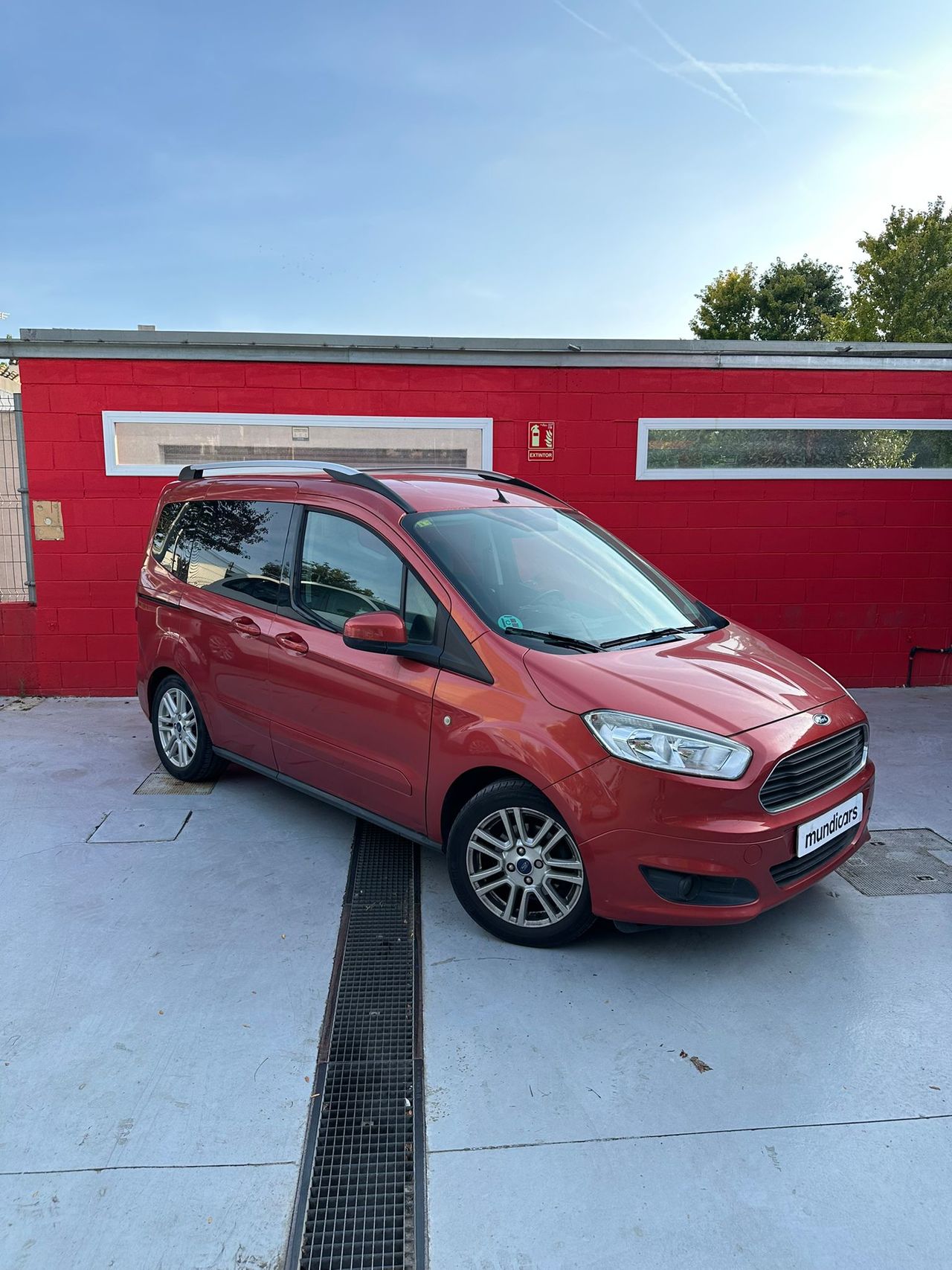 Ford Tourneo Courier 1.0 EcoBoost 100cv Titanium - Foto 4