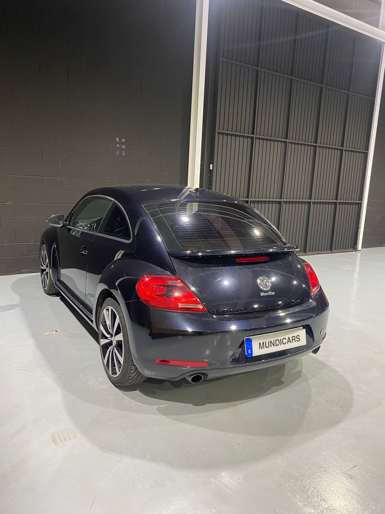 Volkswagen Beetle 2.0 TSI 200cv DSG Sport - Foto 9