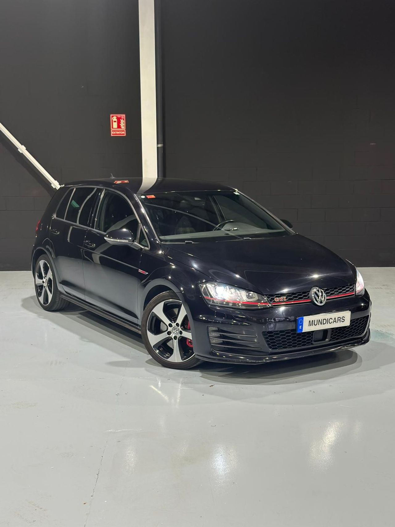 Volkswagen Golf GTI Performance 2.0 TSI 230CV DSG BMT - Foto 3
