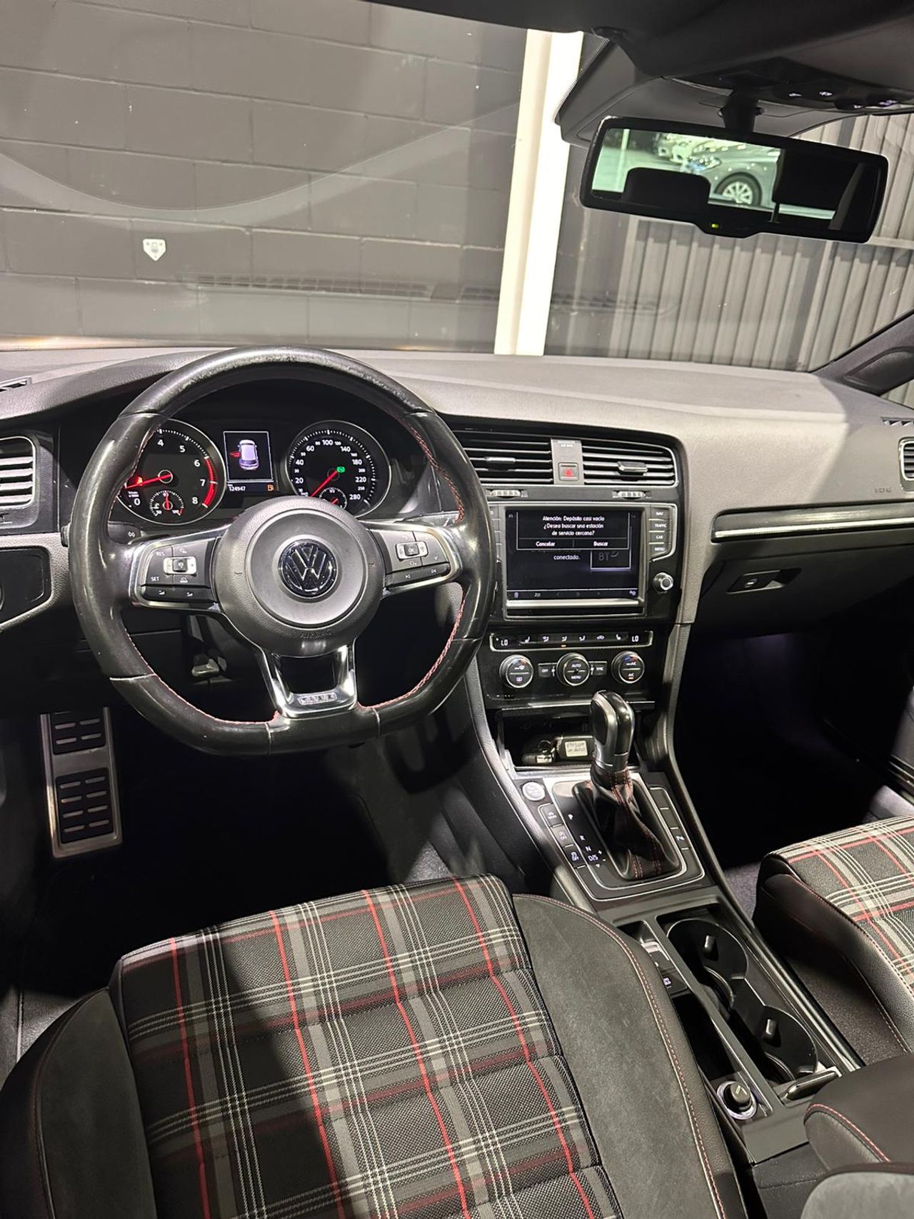 Volkswagen Golf GTI Performance 2.0 TSI 230CV DSG BMT - Foto 14