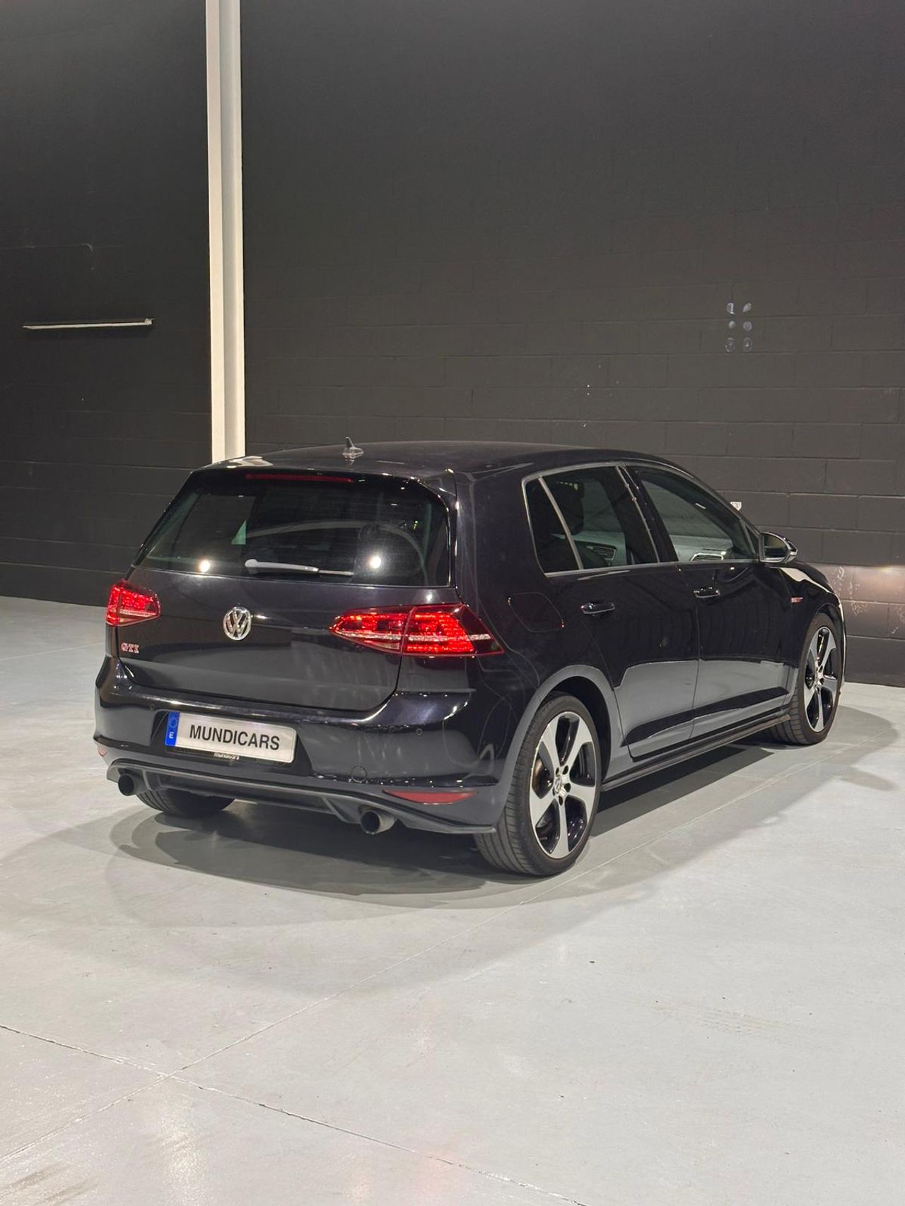 Volkswagen Golf GTI Performance 2.0 TSI 230CV DSG BMT - Foto 9