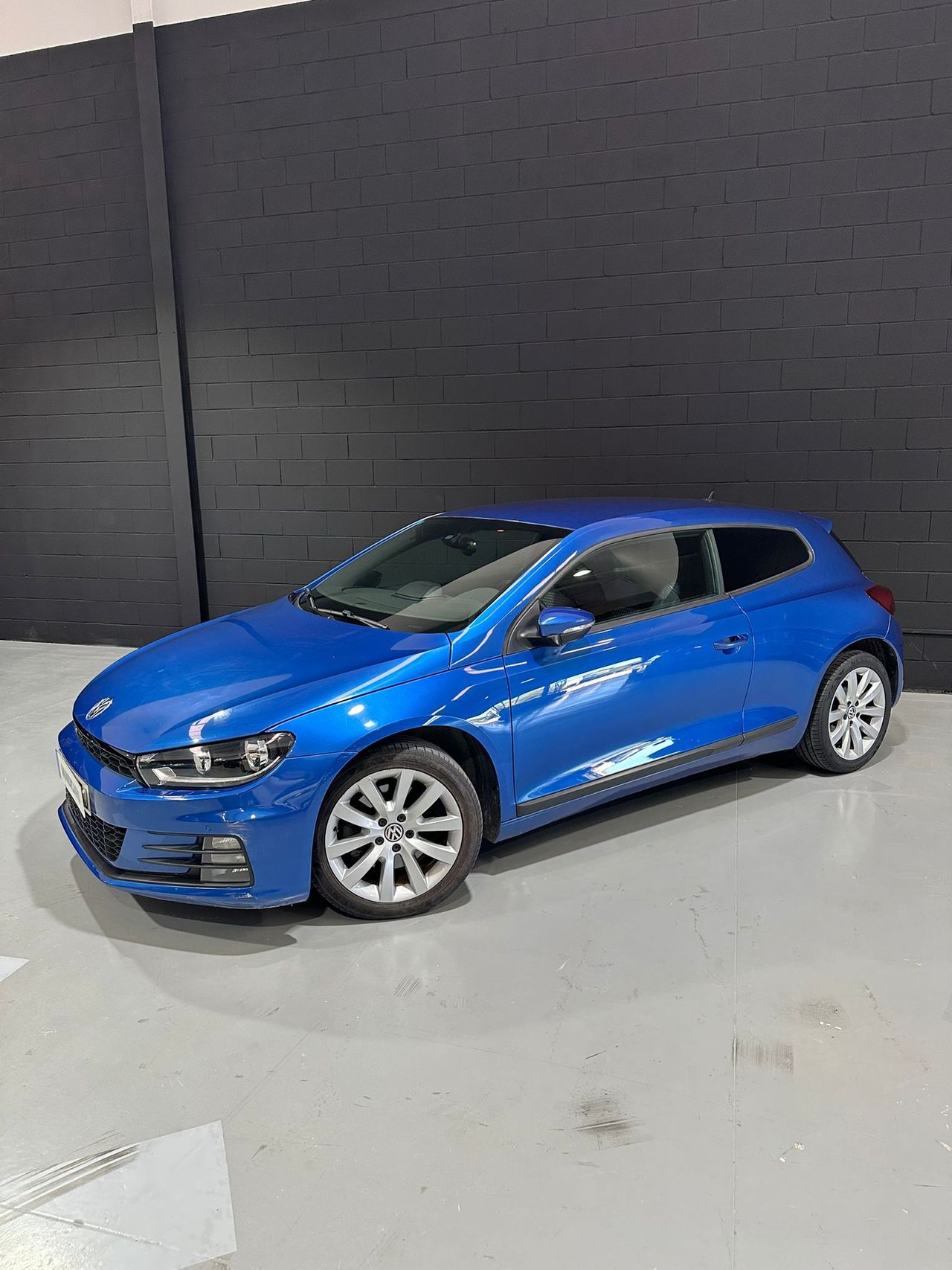 Volkswagen Scirocco 2.0 TSI 220CV R-Line BMT - Foto 8