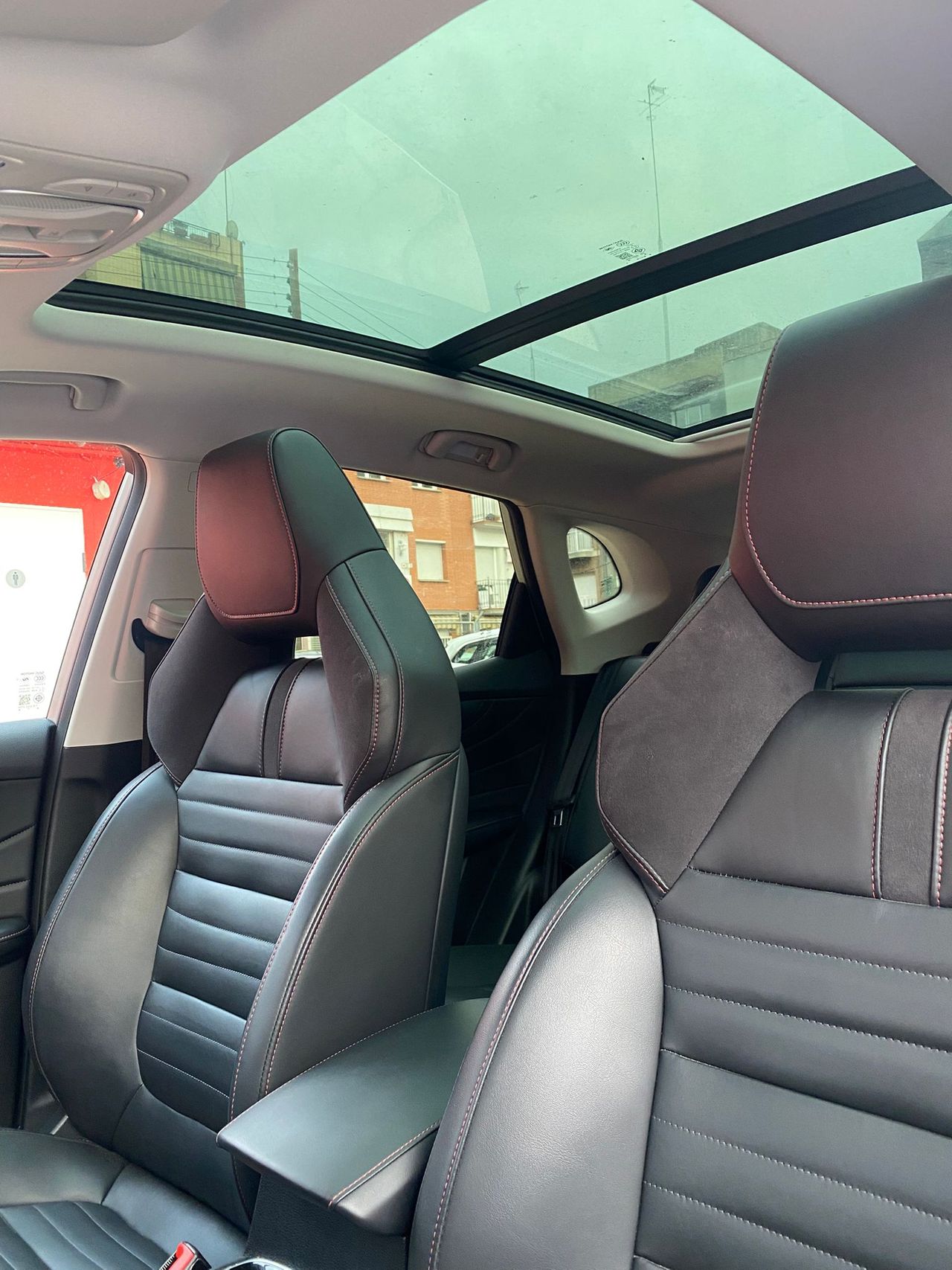 MG HS 1.5T Luxury DCT - Foto 14