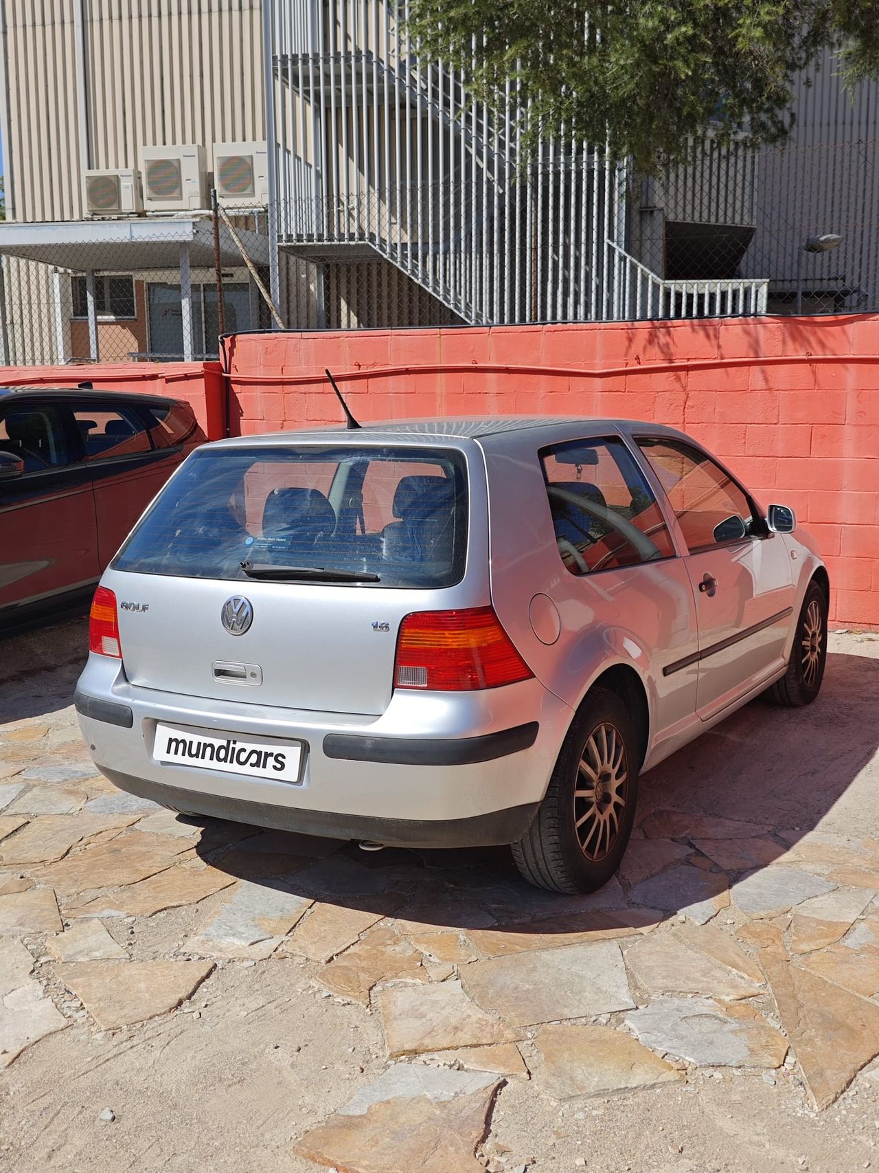 Volkswagen Golf 1.6 HIGHLINE - Foto 10