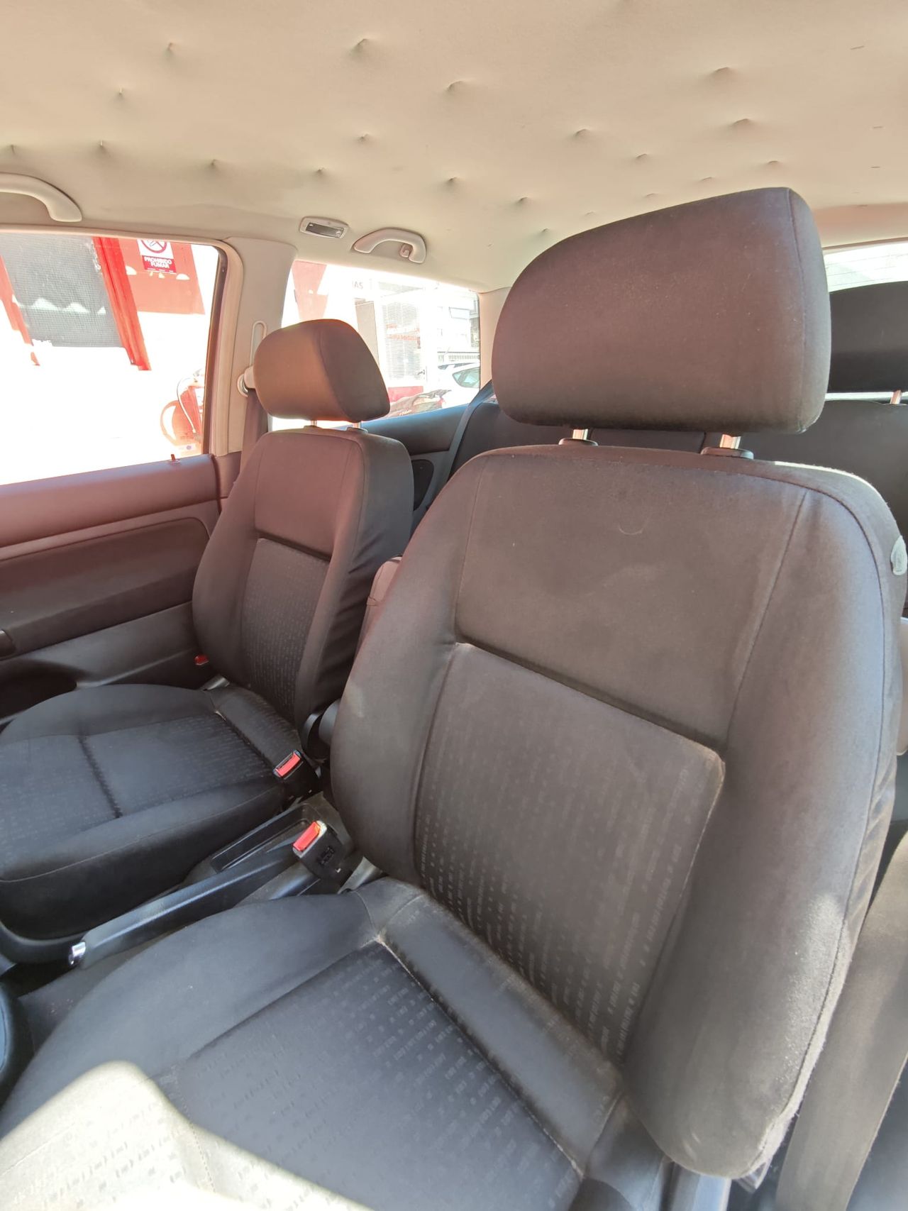 Volkswagen Golf 1.6 HIGHLINE - Foto 17