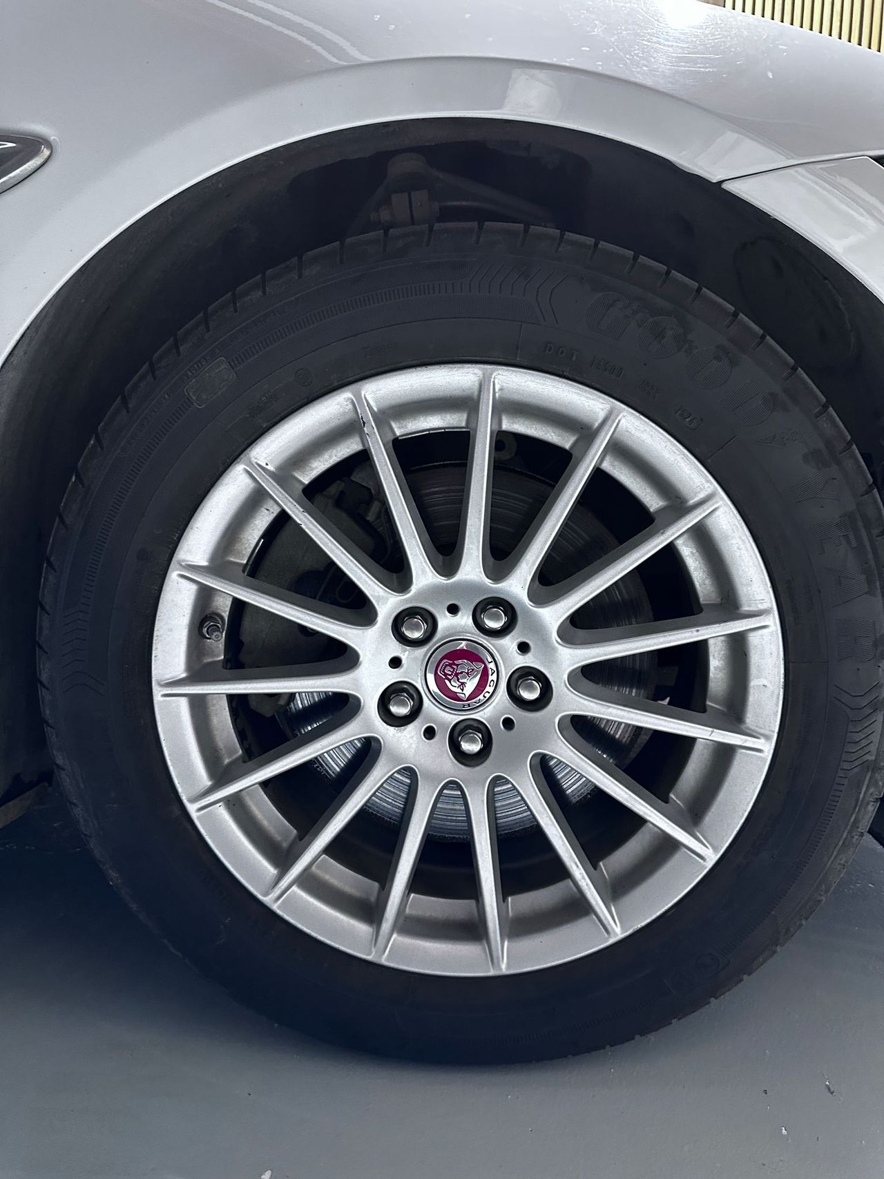 Jaguar XF 2.0D 120kW (163CV) Prestige Auto - Foto 18