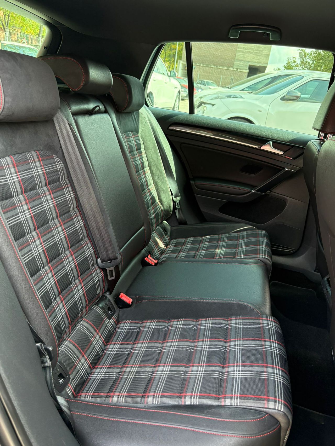 Volkswagen Golf 2.0 TSI 220cv DSG GTI BMT - Foto 19