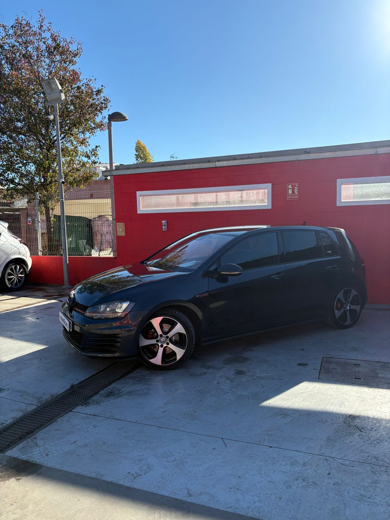 Volkswagen Golf 2.0 TSI 220cv DSG GTI BMT - Foto 5