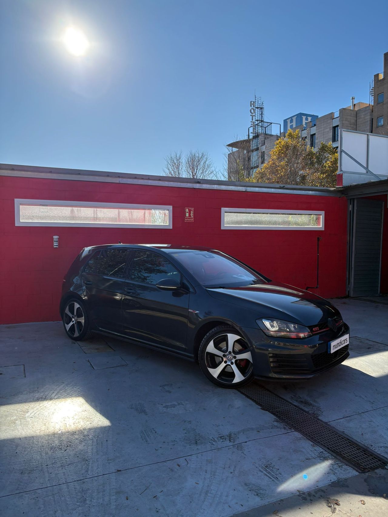 Volkswagen Golf 2.0 TSI 220cv DSG GTI BMT - Foto 4