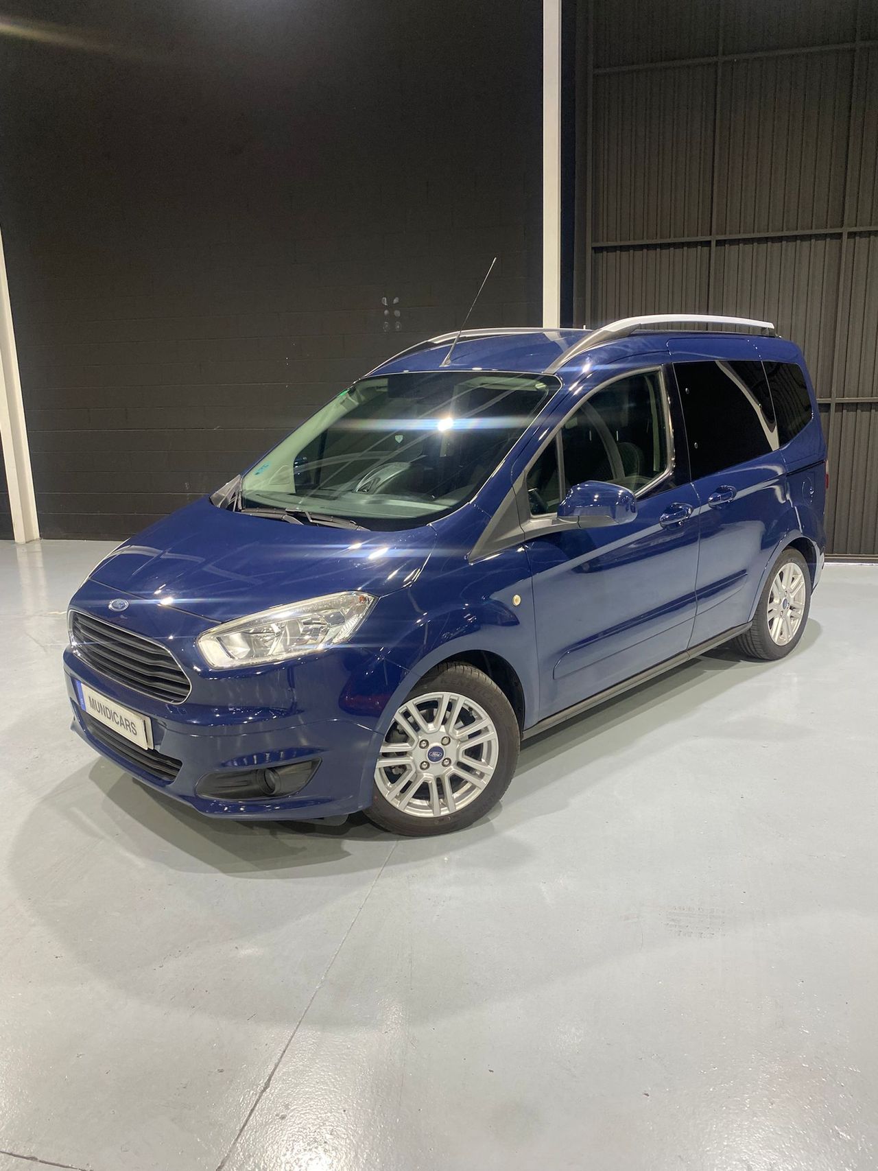 Ford Tourneo Courier 1.0 EcoBoost 74kW (100CV) Ambiente - Foto 7