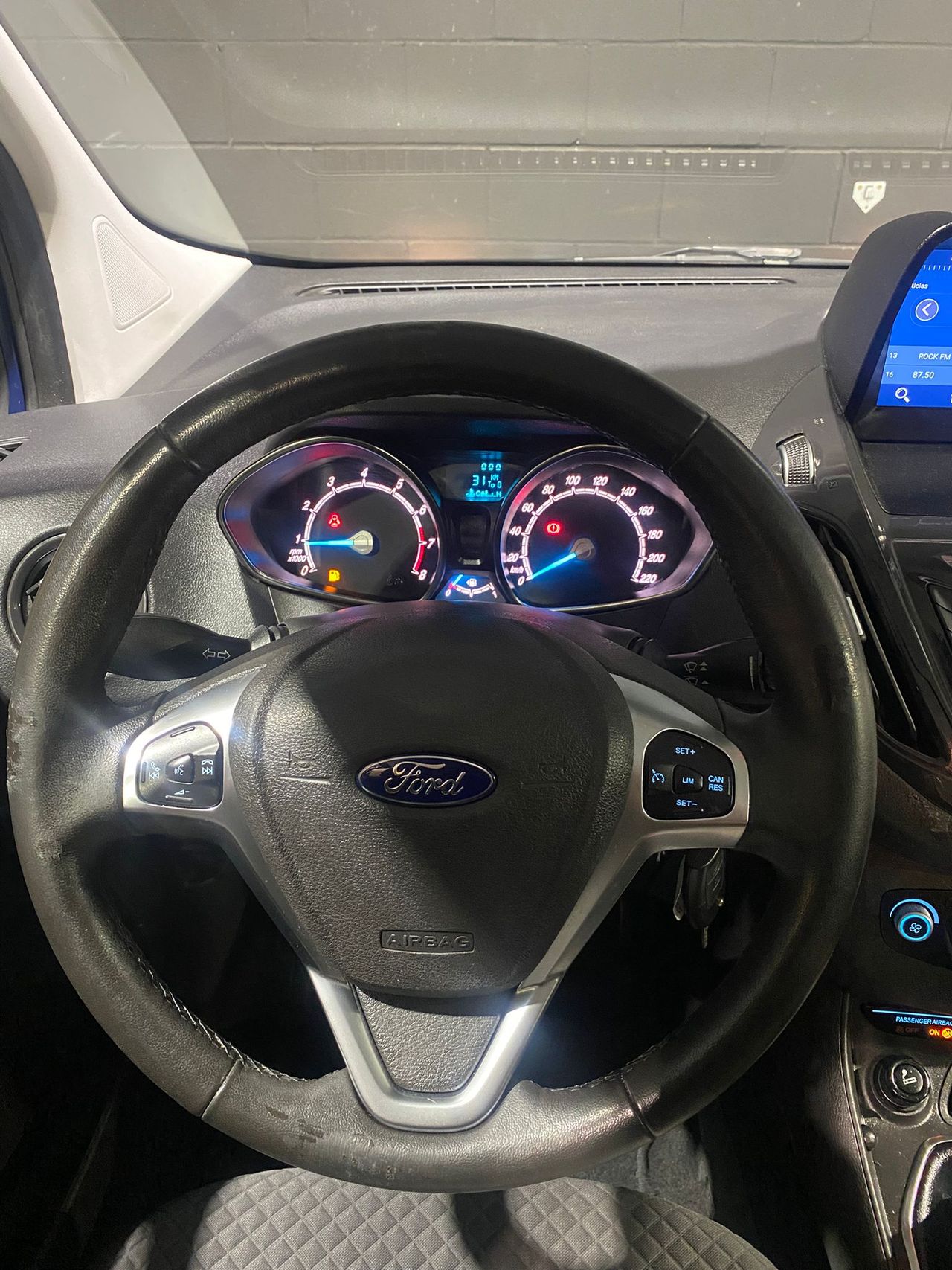 Ford Tourneo Courier 1.0 EcoBoost 74kW (100CV) Ambiente - Foto 14