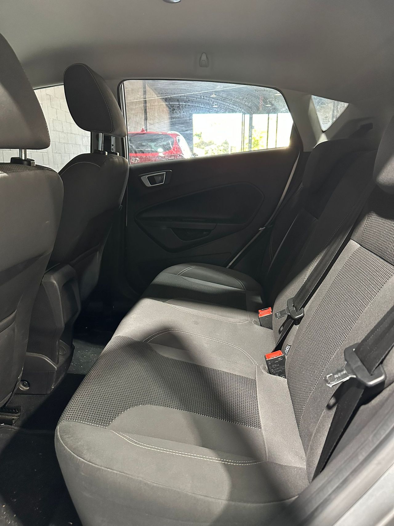 Ford Fiesta 1.0 EcoBoost 100cv Titanium Start-Stop5p - Foto 17