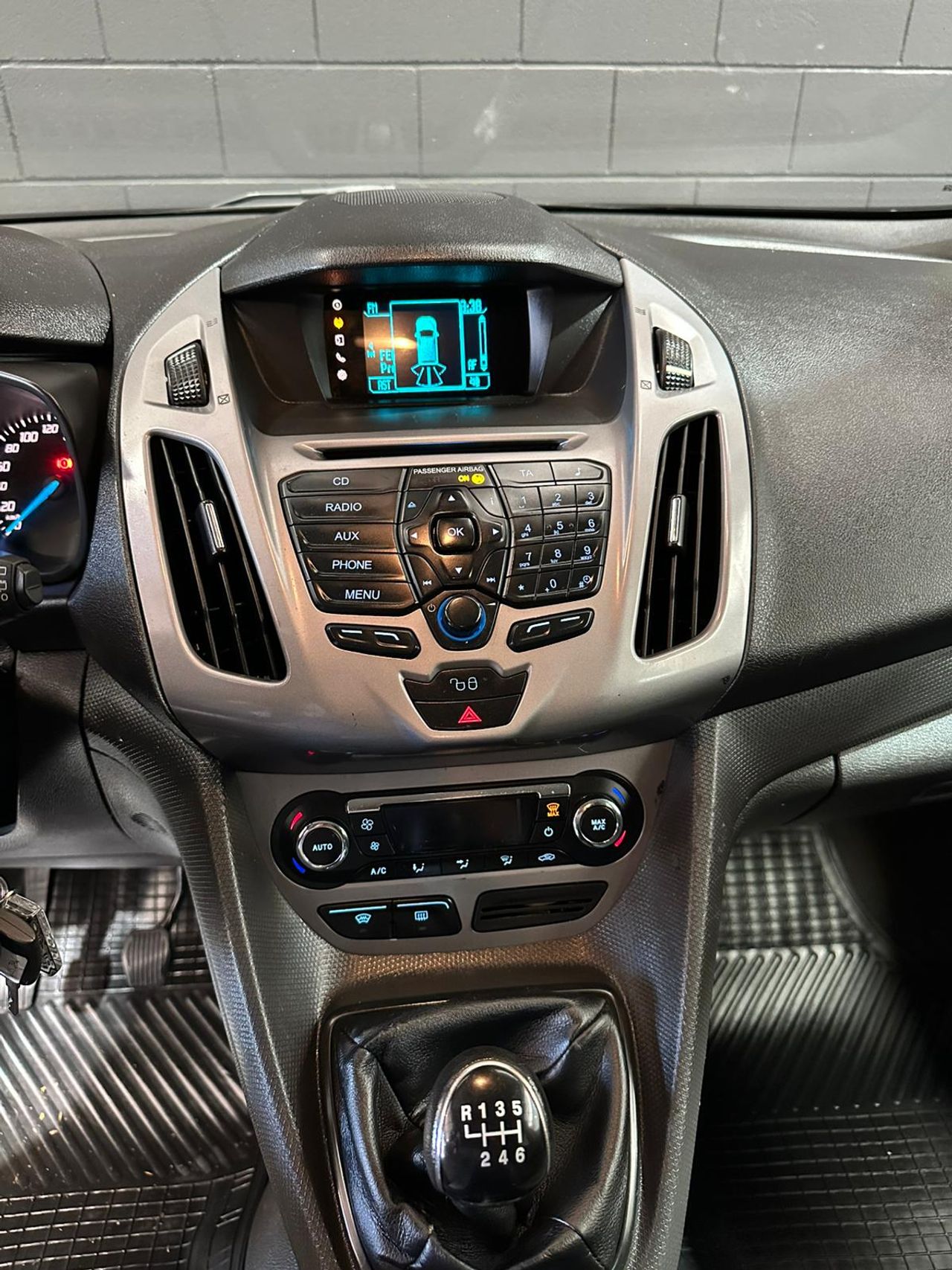 Ford Transit Connect Kombi 1.5 TDCi 120cv Trend 230 L2 (M1) - Foto 15