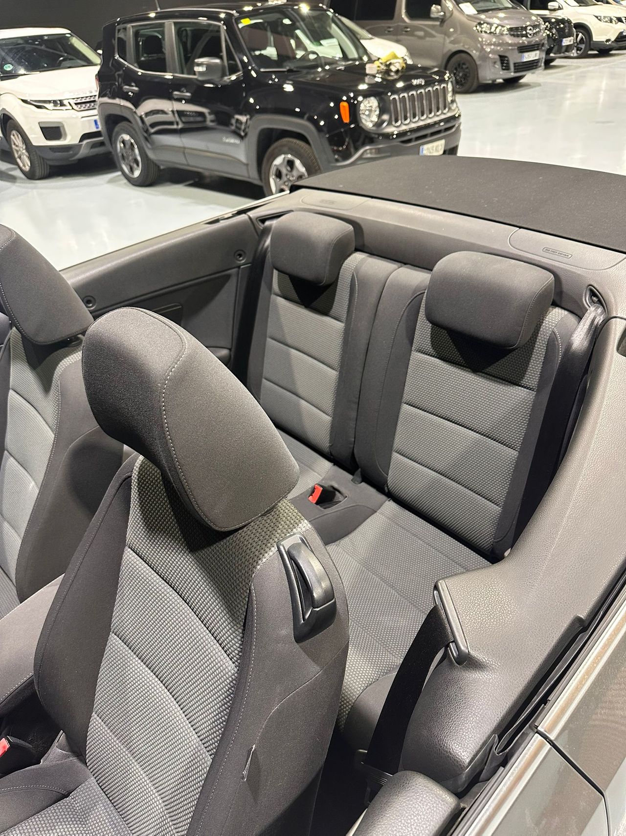 Volkswagen Golf Cabrio 1.4 TSI 122cv - Foto 15