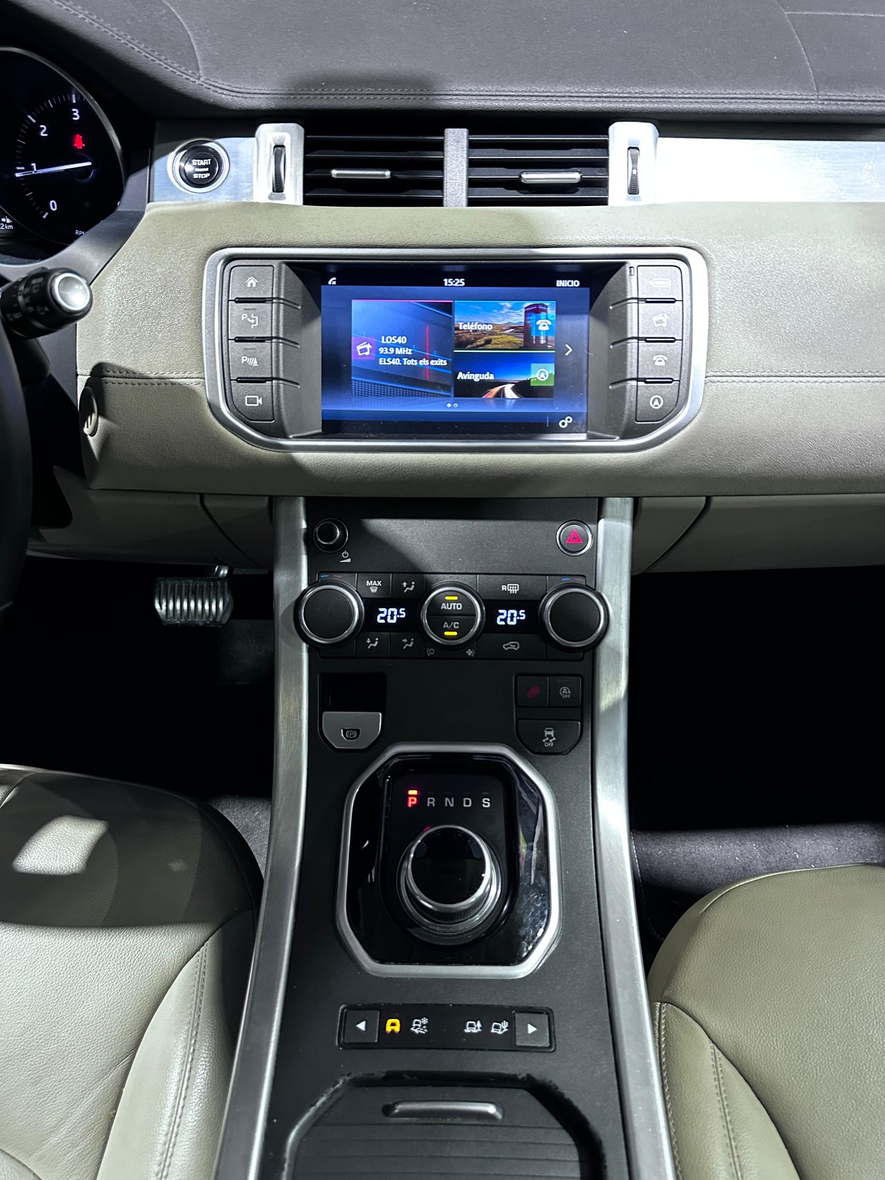 Land-Rover Range Rover Evoque 2.0L TD4 132kW 4x4 Autobiography Auto - Foto 14