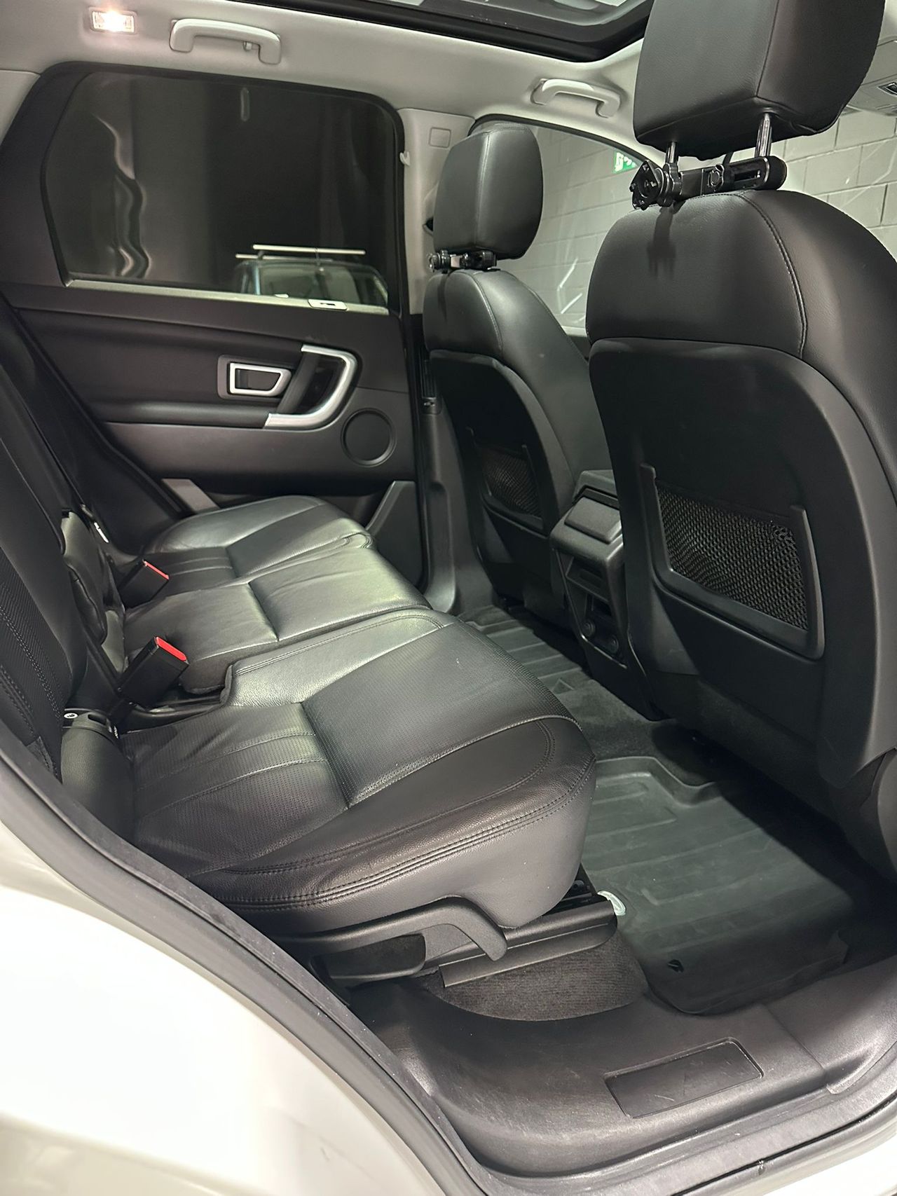 Land-Rover Discovery Sport 2.0L TD4 180CV 4x4 HSE Luxury - Foto 14