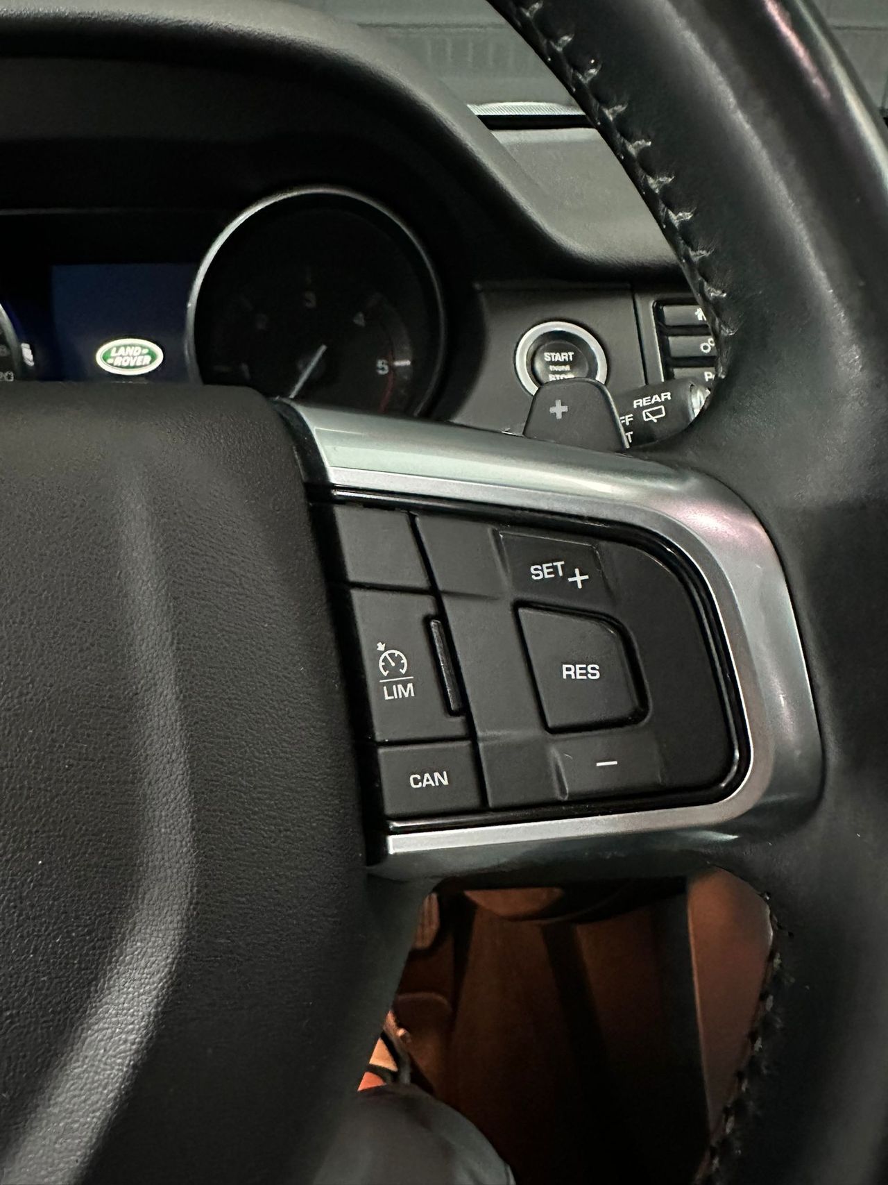 Land-Rover Discovery Sport 2.0L TD4 180CV 4x4 HSE Luxury - Foto 25