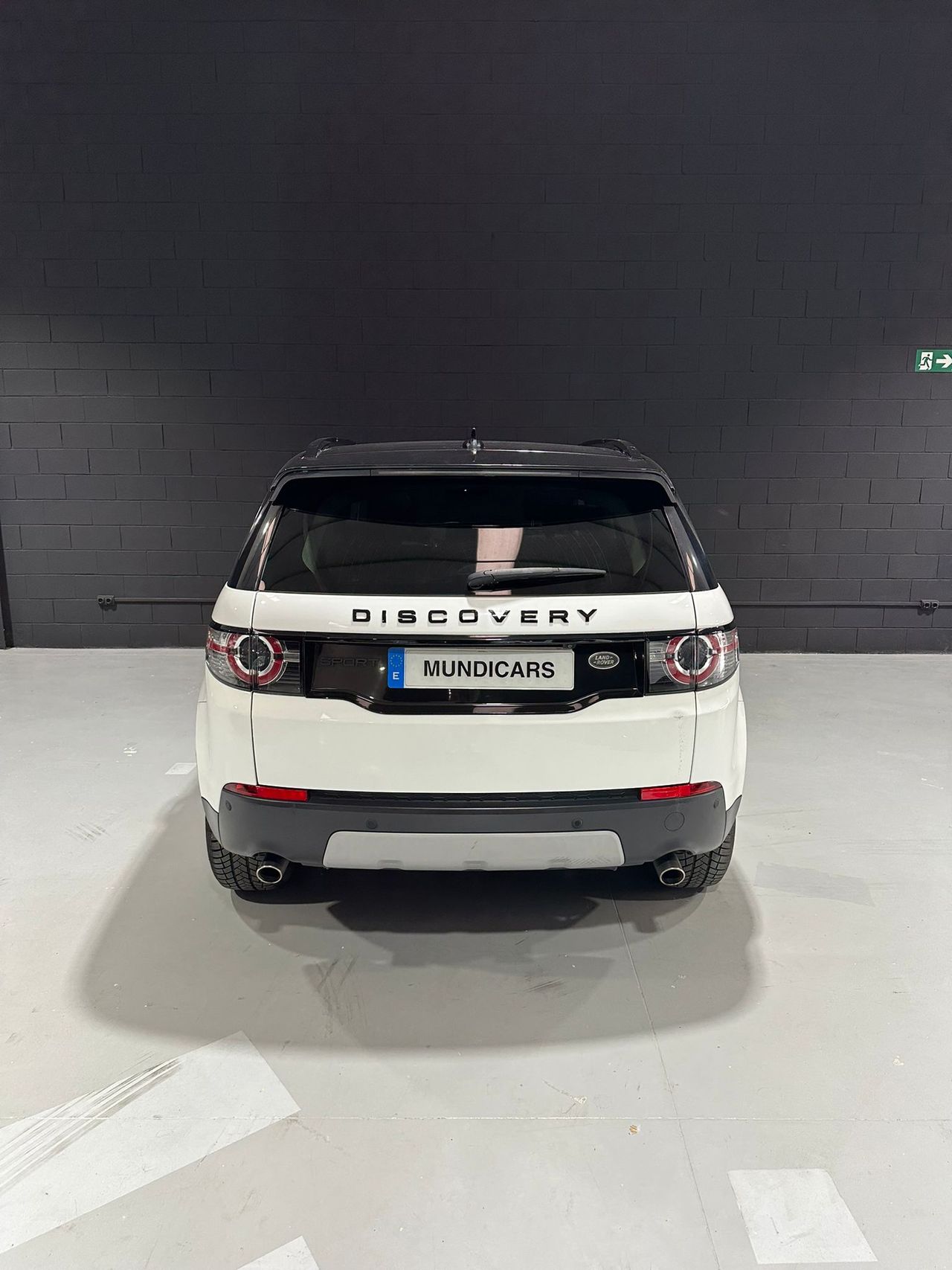 Land-Rover Discovery Sport 2.0L TD4 180CV 4x4 HSE Luxury - Foto 8