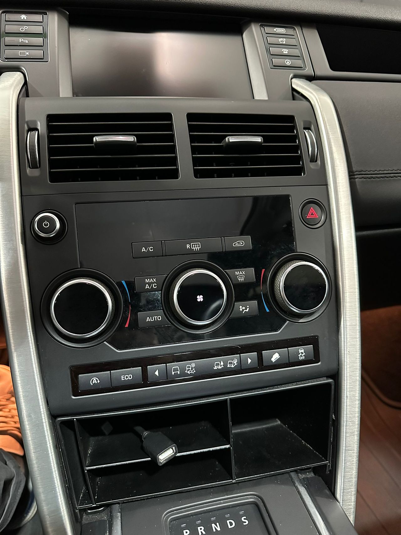 Land-Rover Discovery Sport 2.0L TD4 180CV 4x4 HSE Luxury - Foto 23