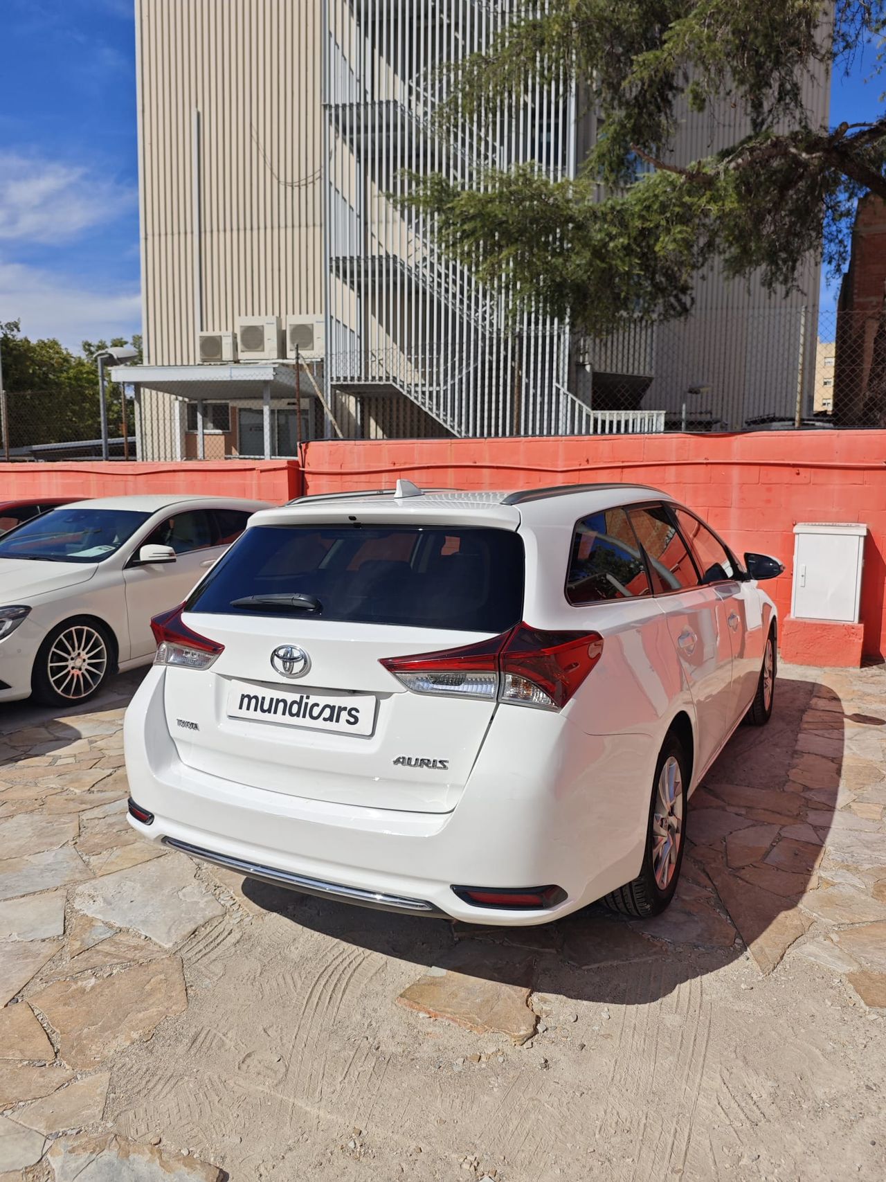 Toyota Auris 1.2 120T Active Touring Sports - Foto 11