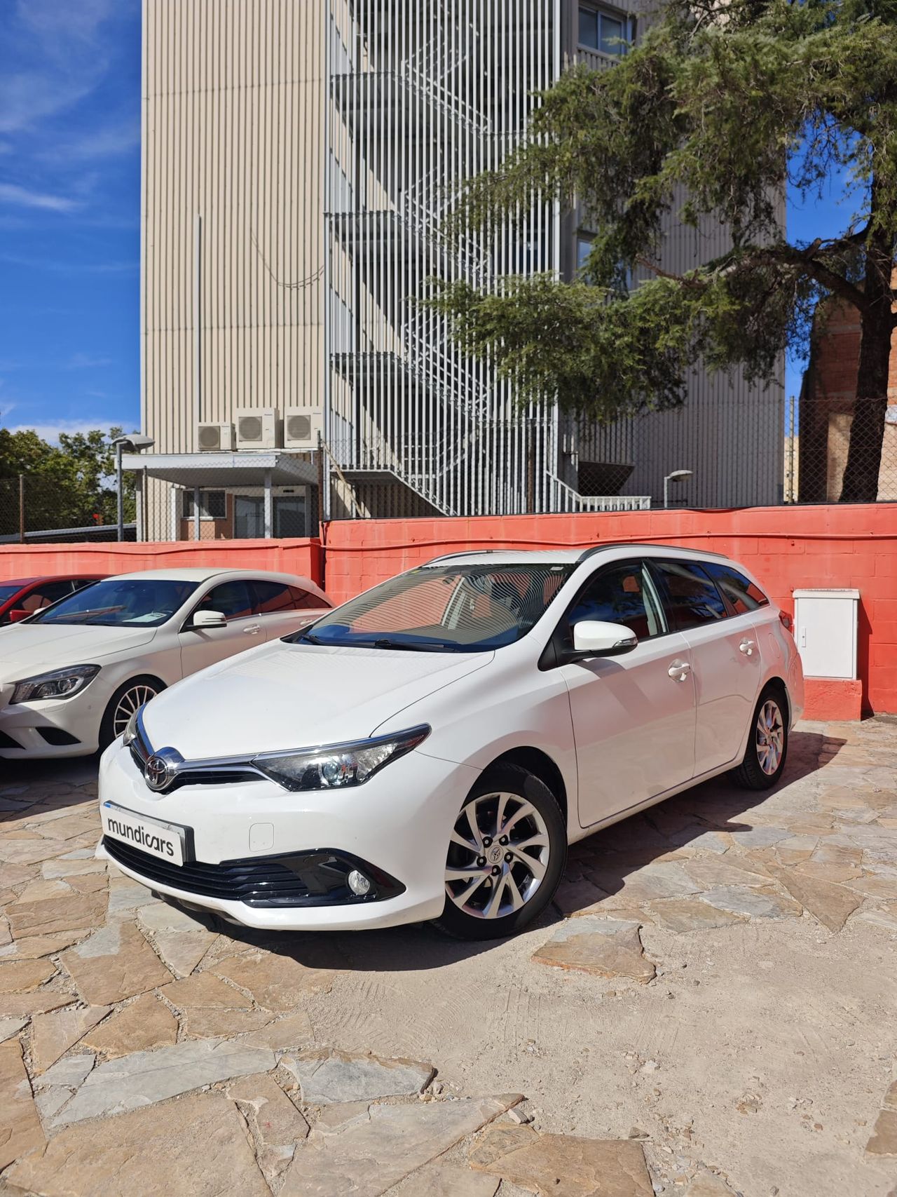 Toyota Auris 1.2 120T Active Touring Sports - Foto 5
