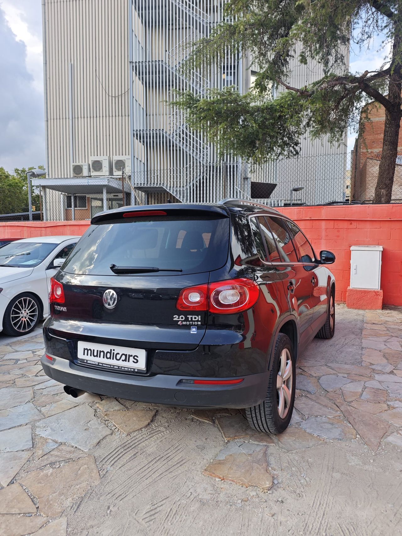 Volkswagen Tiguan 2.0 TDI 4M 140cv DSG Sport - Foto 9
