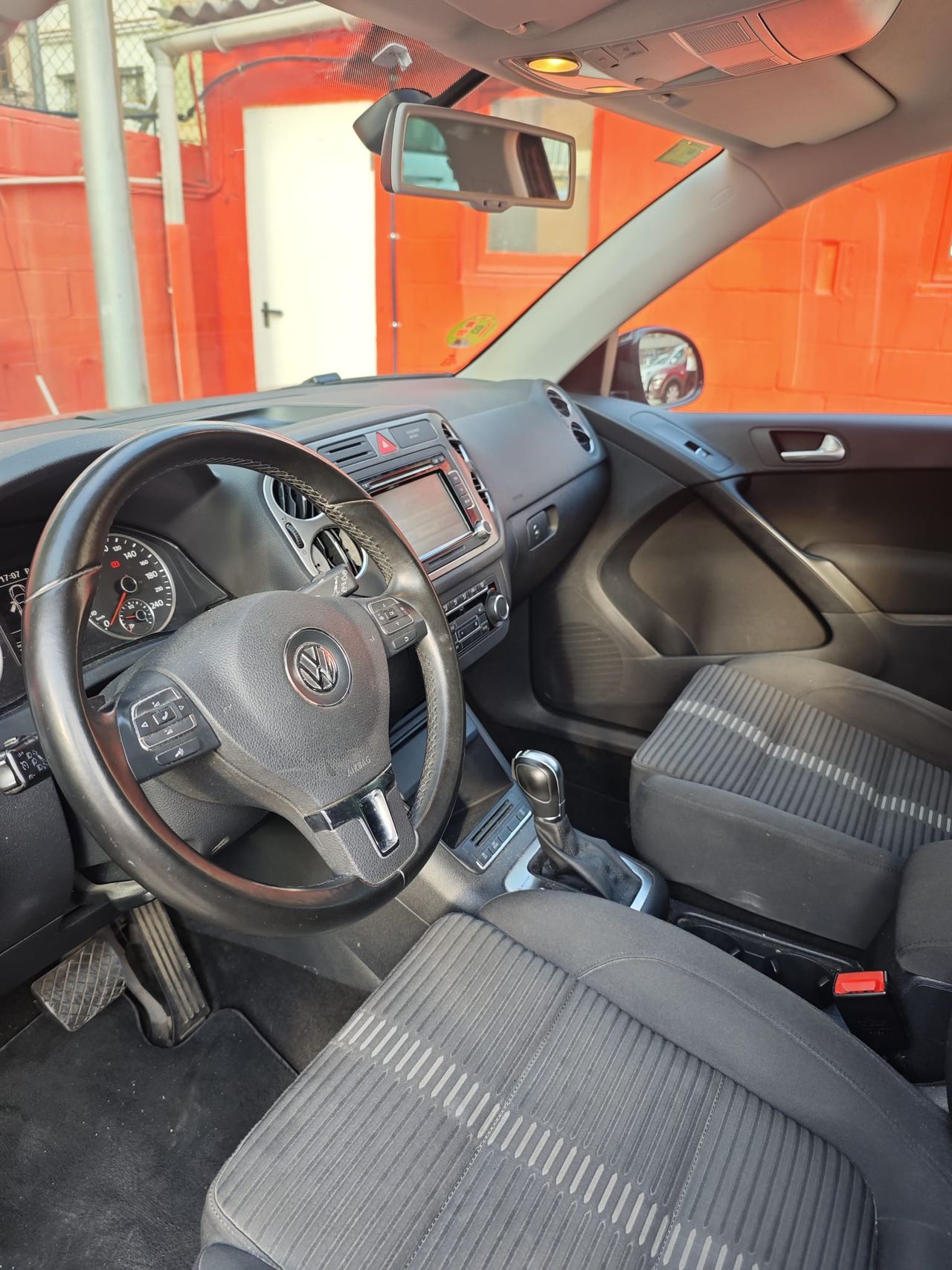 Volkswagen Tiguan 2.0 TDI 4M 140cv DSG Sport - Foto 16