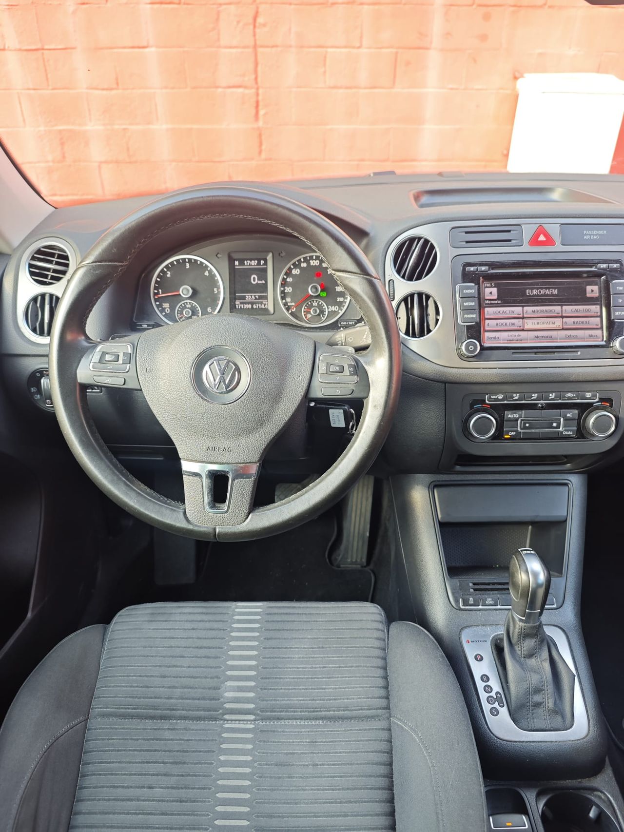 Volkswagen Tiguan 2.0 TDI 4M 140cv DSG Sport - Foto 14
