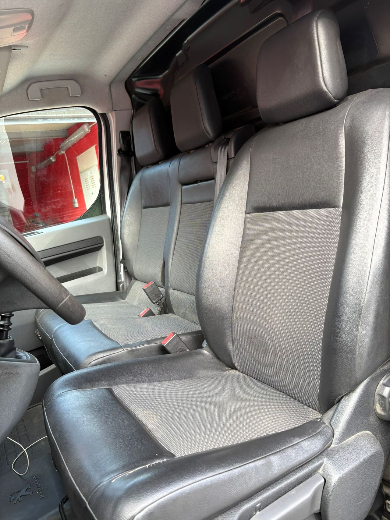 Peugeot Expert Combi BlueHDi 120 SS Compact  - Foto 12