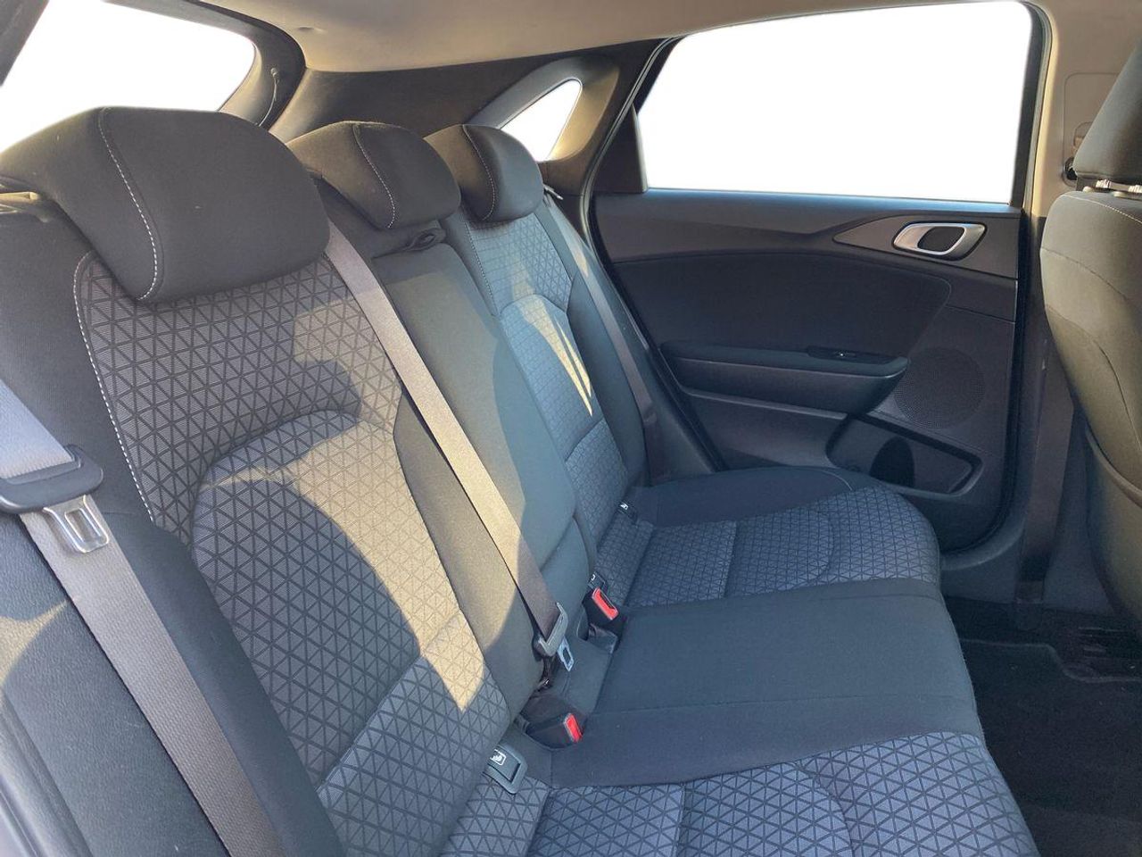 Kia Ceed 1.0 T-GDi 88kW (120CV) Drive - Foto 19