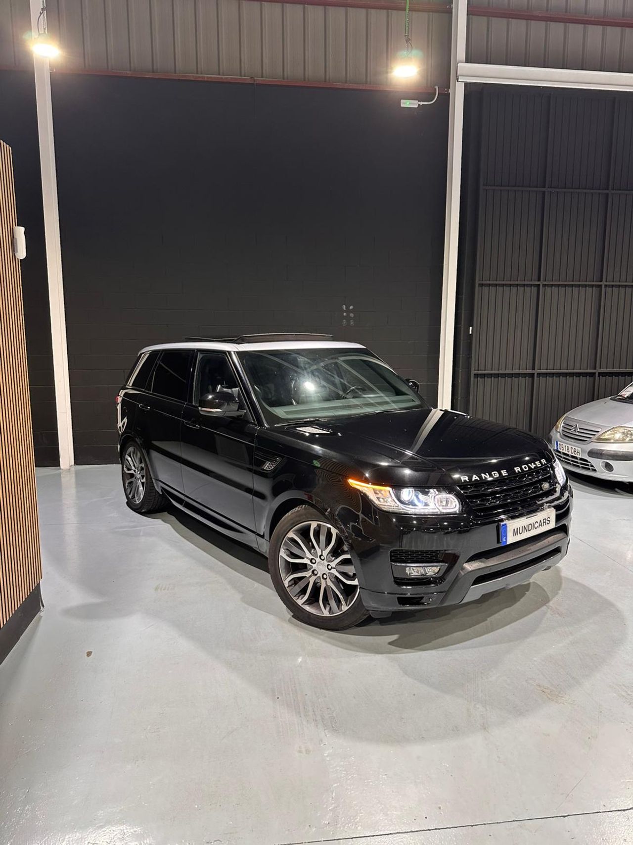 Land-Rover Range Rover Sport 3.0 SDV6 250cv Autobiography  - Foto 3