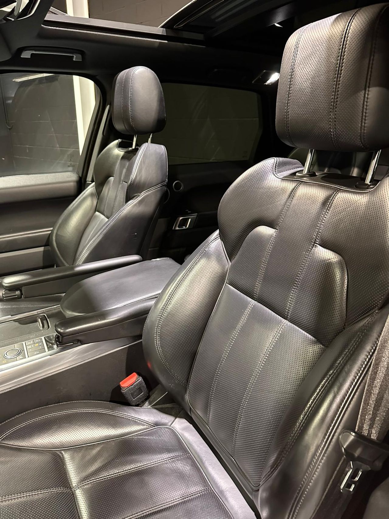 Land-Rover Range Rover Sport 3.0 SDV6 250cv Autobiography  - Foto 17