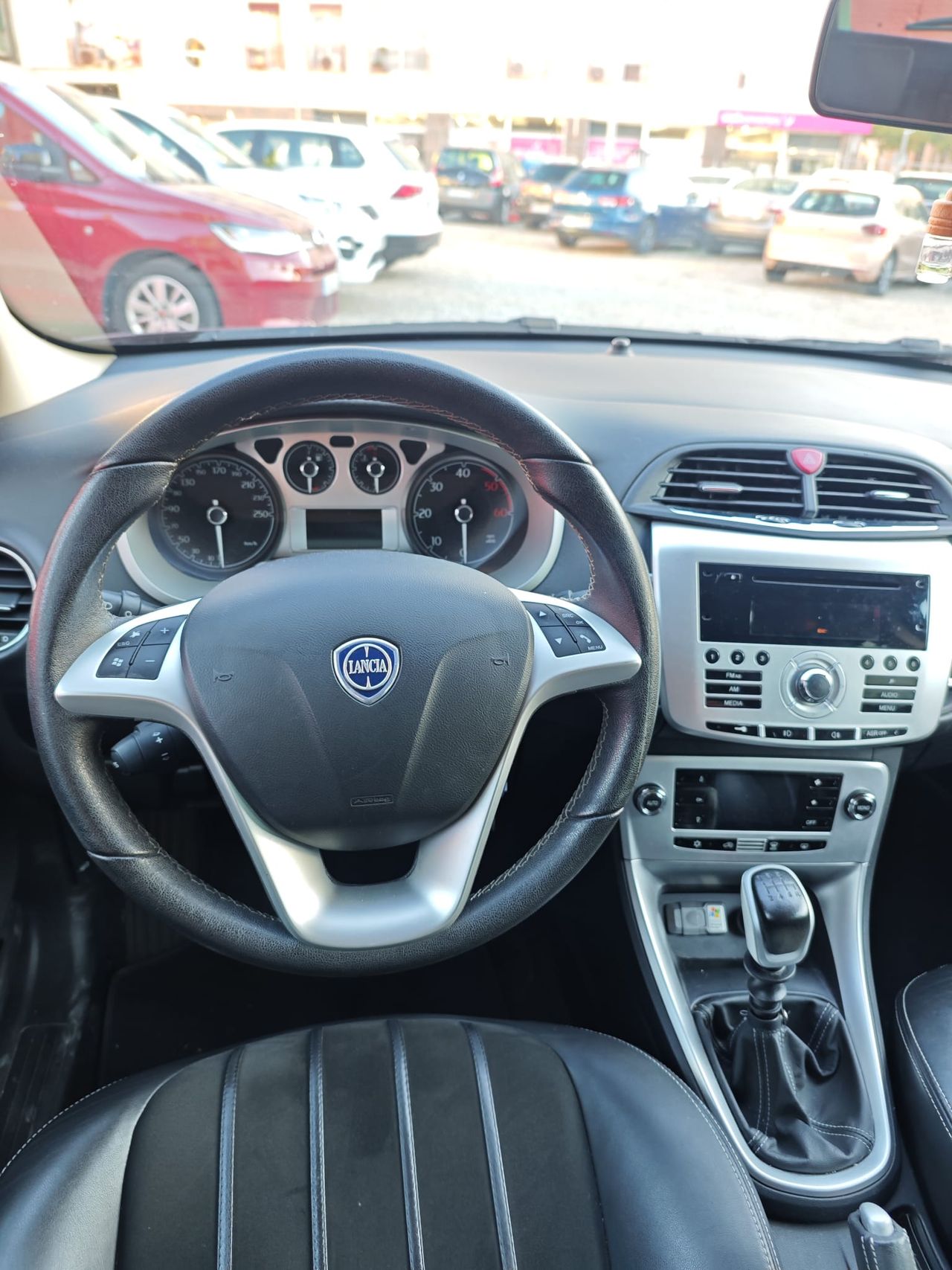 Lancia Delta 1.6 Multijet DPF 120cv Oro - Foto 14