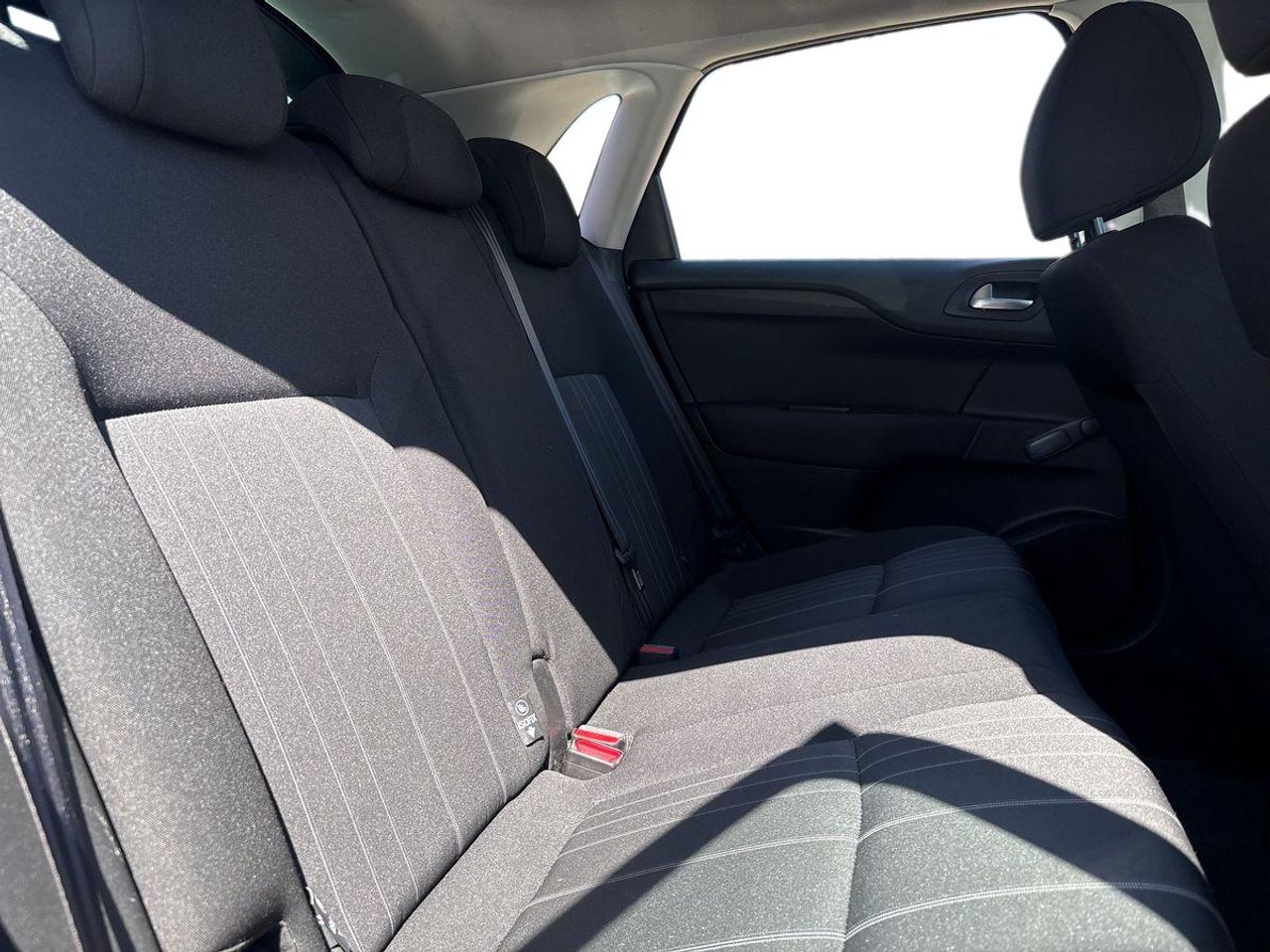 Citroën C4 BlueHDi 73KW (100CV) Feel Edition - Foto 18