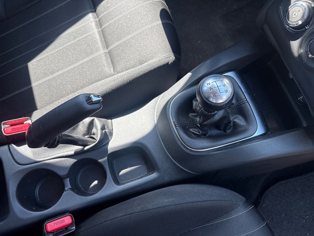 Citroën C4 BlueHDi 73KW (100CV) Feel Edition - Foto 13