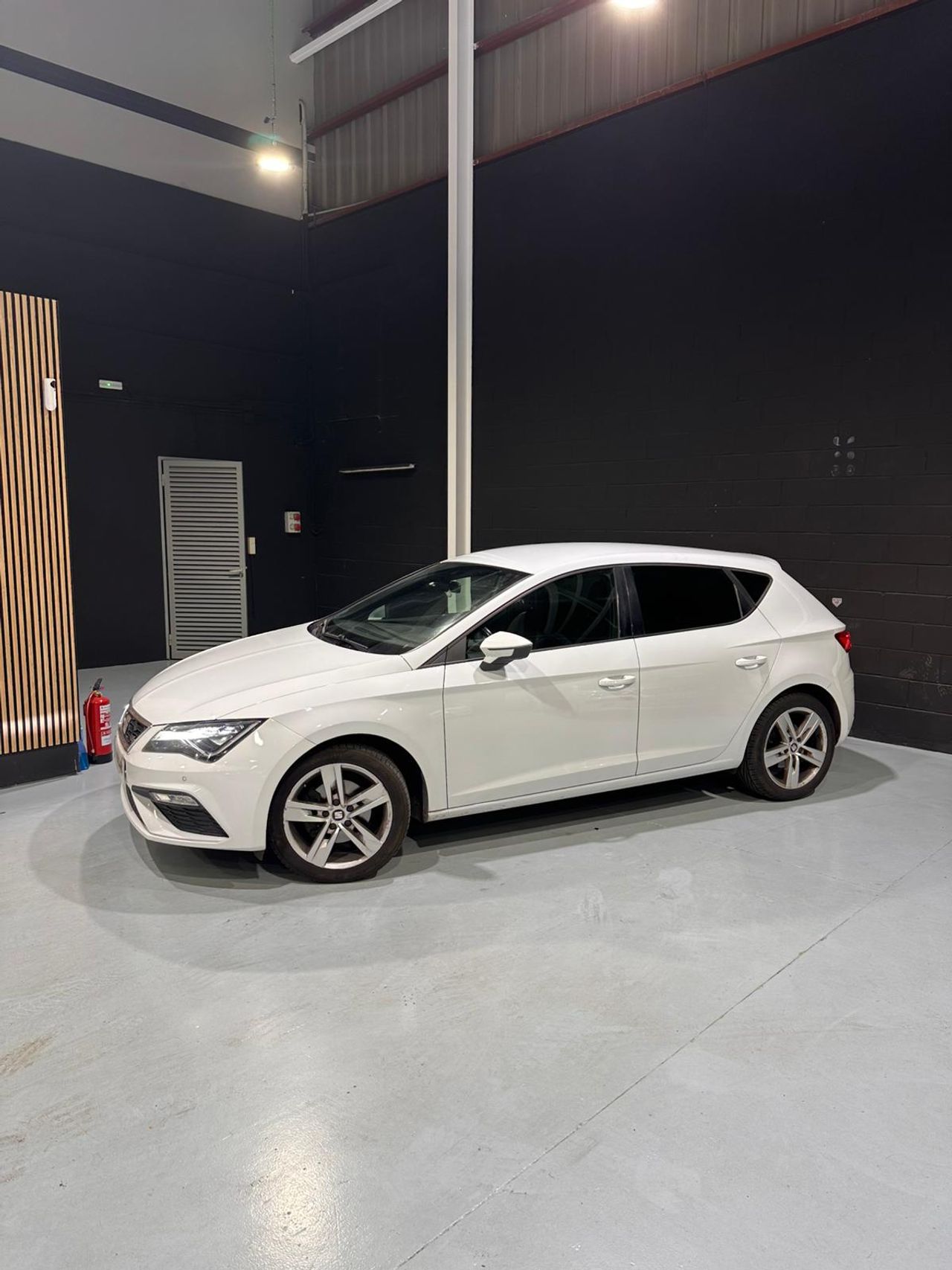 Seat Leon 1.5 TGI 96kW (130CV) S&S FR Fast Edition - Foto 10