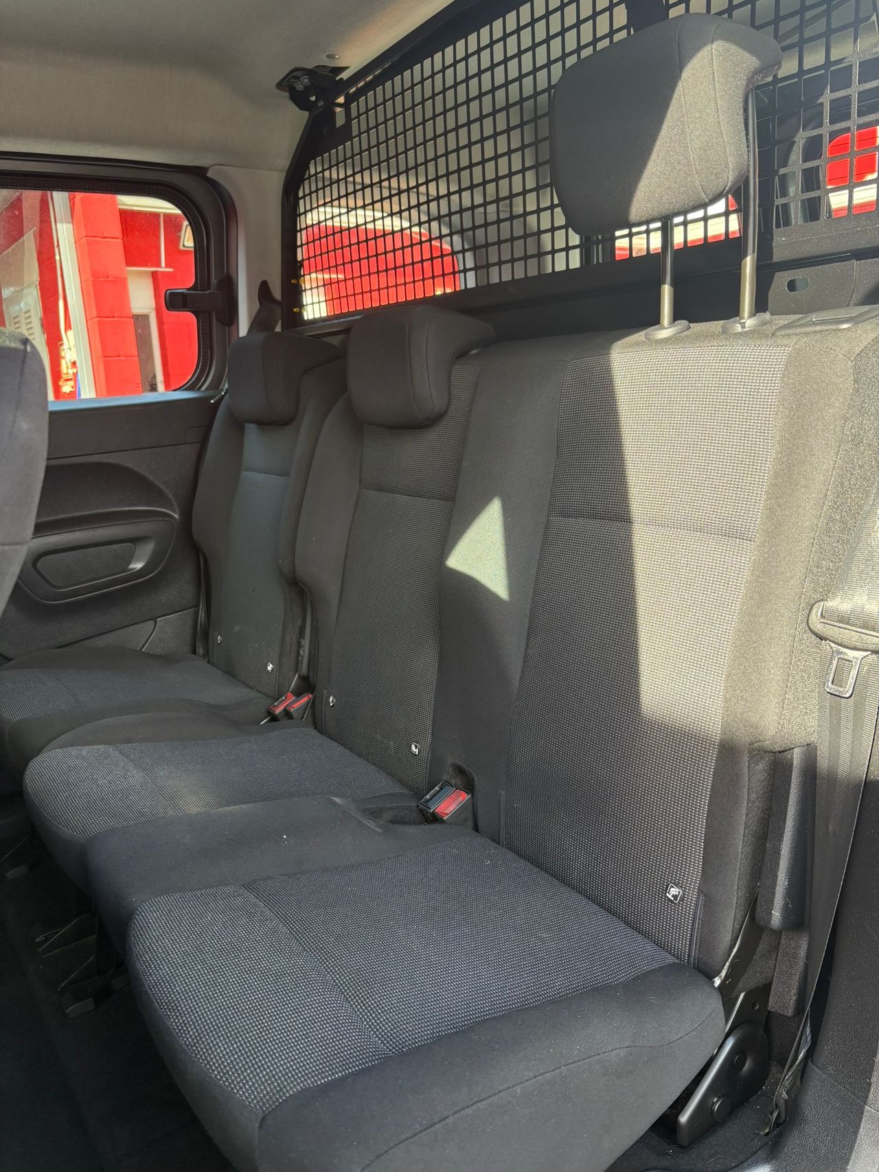 Citroën Berlingo Talla M bluehdi 100 s&s LIVE PACK  - Foto 14