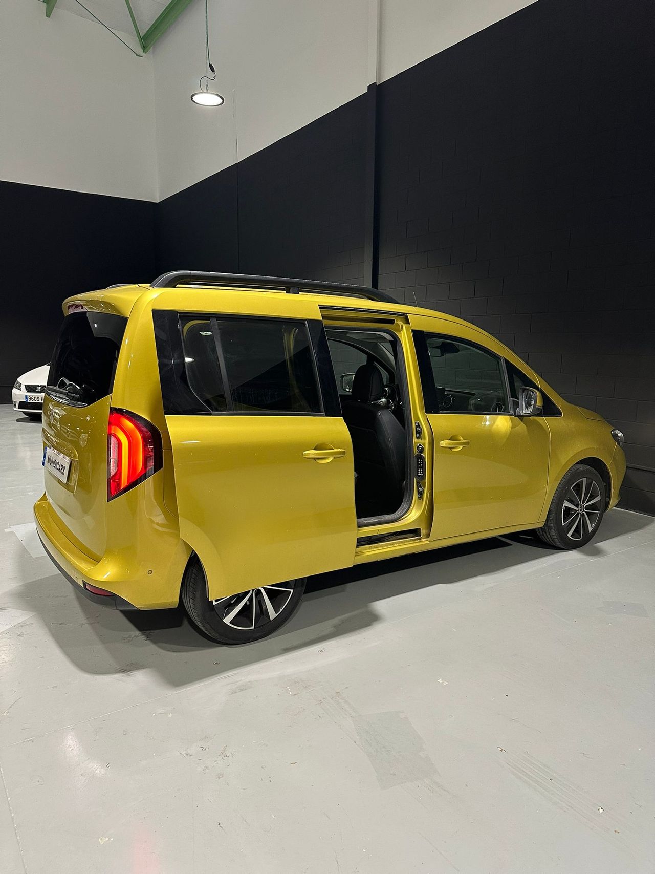 Mercedes Clase T 180 d - Foto 11